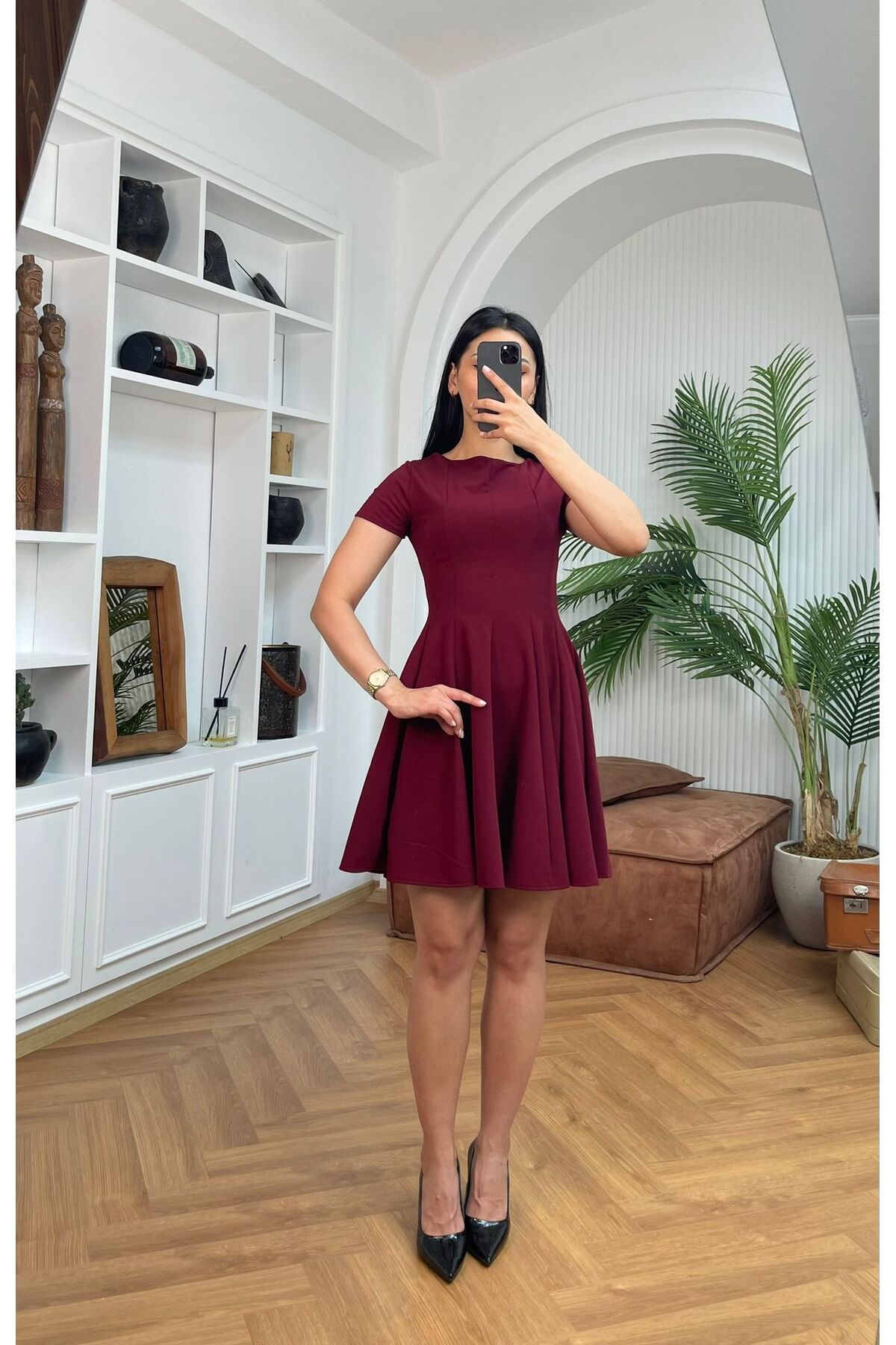 Nida Boutique Yarım Kol Parçalı Kısa Örme Krep Elbise