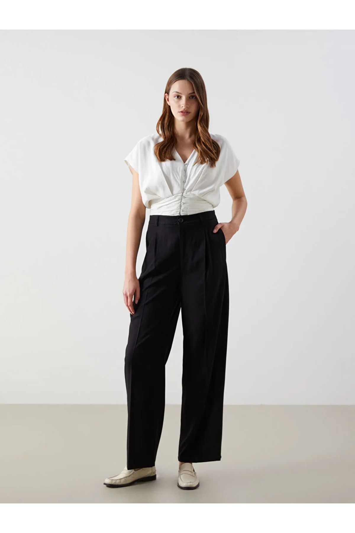 LC Waikiki LCW Vision Siyah Loose Fit Keten Karışımlı Kadın Pantolon