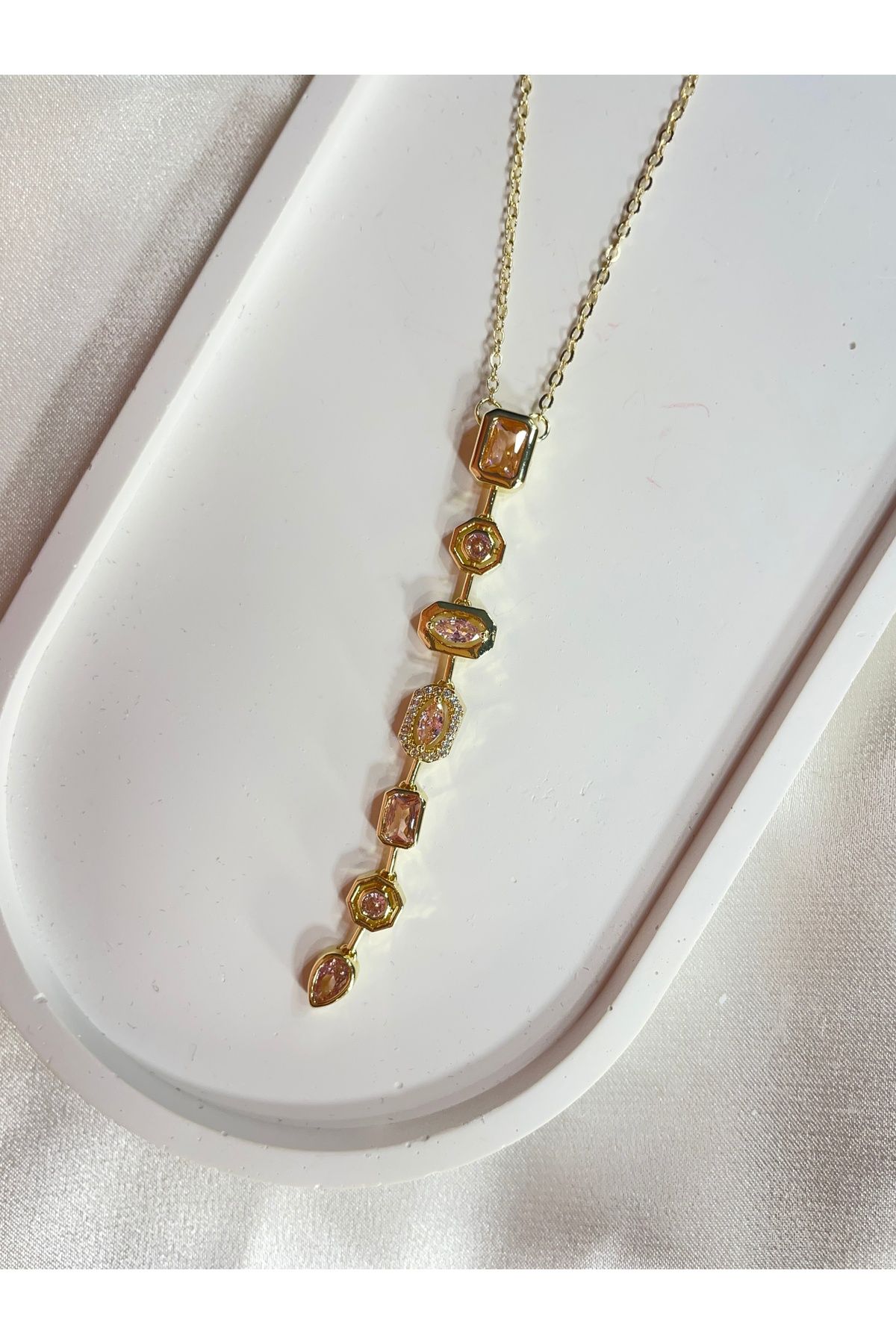lotusbybuket VIP çelik gold özel tasarım geometrik pembe taşlı Y dekolte kolye