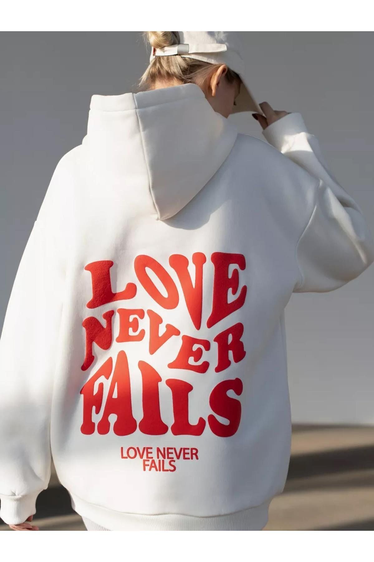 Boi Unisex Love Never Fails Sweatshirt Beyaz