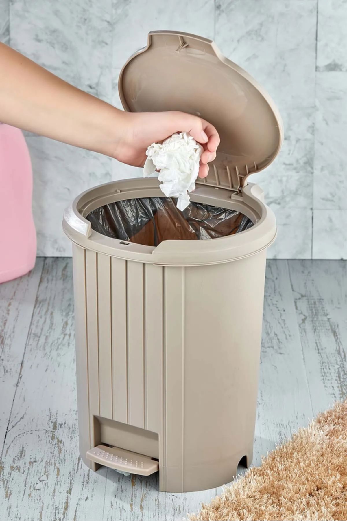 Tuffex Exclusive Kalite Bas Aç Mekanizmalı Banyo Ve Mutfak Pedallı Çöp Kovası - Latte