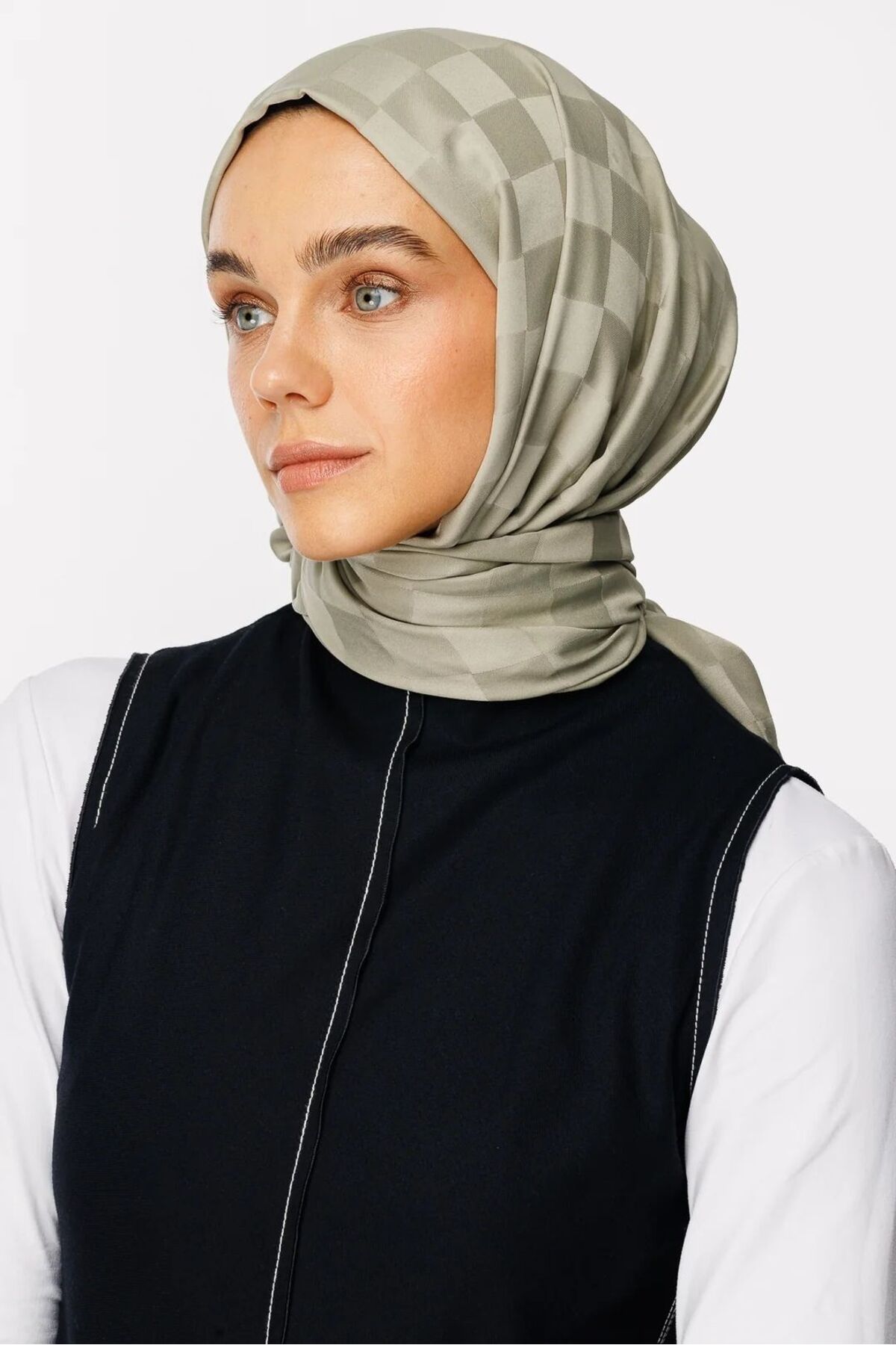 MENESSA İpeksi Jakar Şal Dama Desen Soft Yeşil