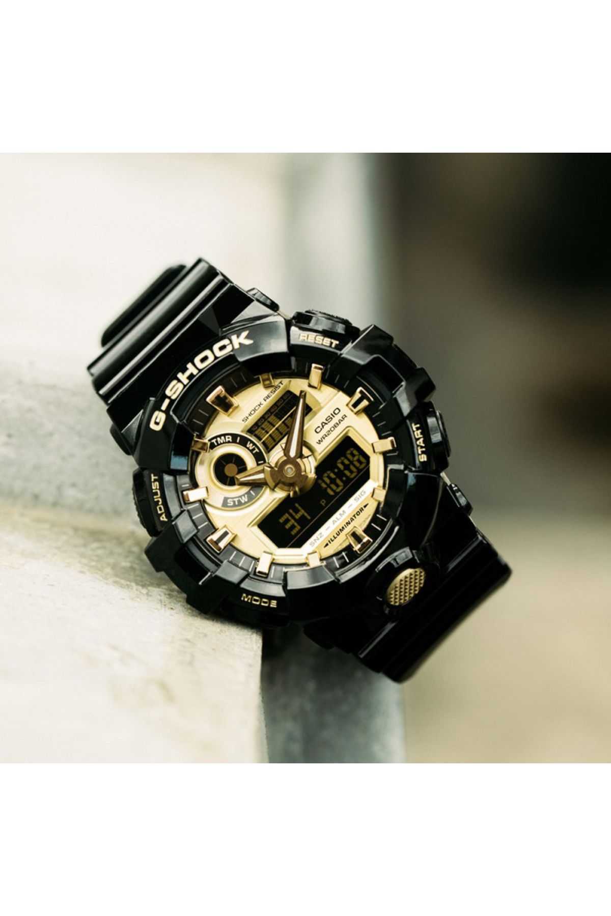 Casio-Ceas Barbati, Casio G-Shock, Classic GA-7 GA-710GB-1A 6