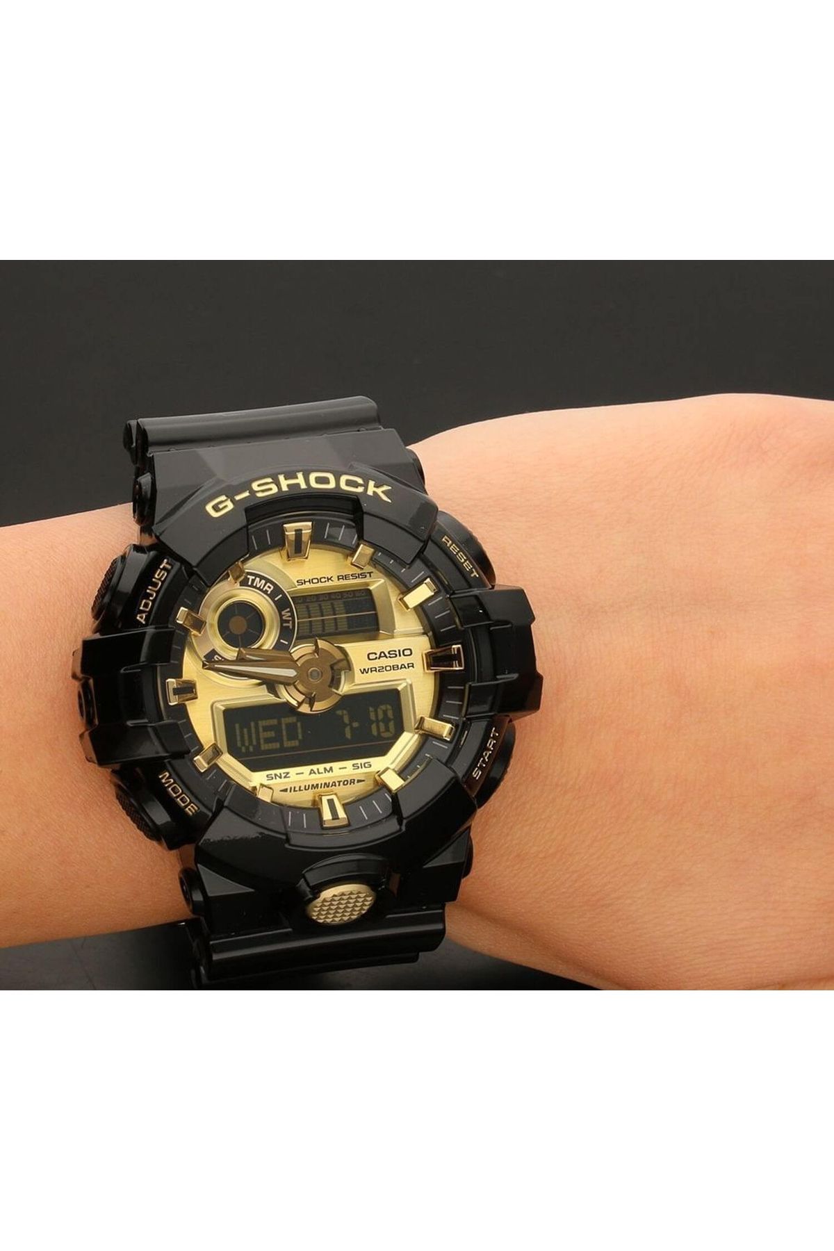 Casio-Ceas Barbati, Casio G-Shock, Classic GA-7 GA-710GB-1A 3