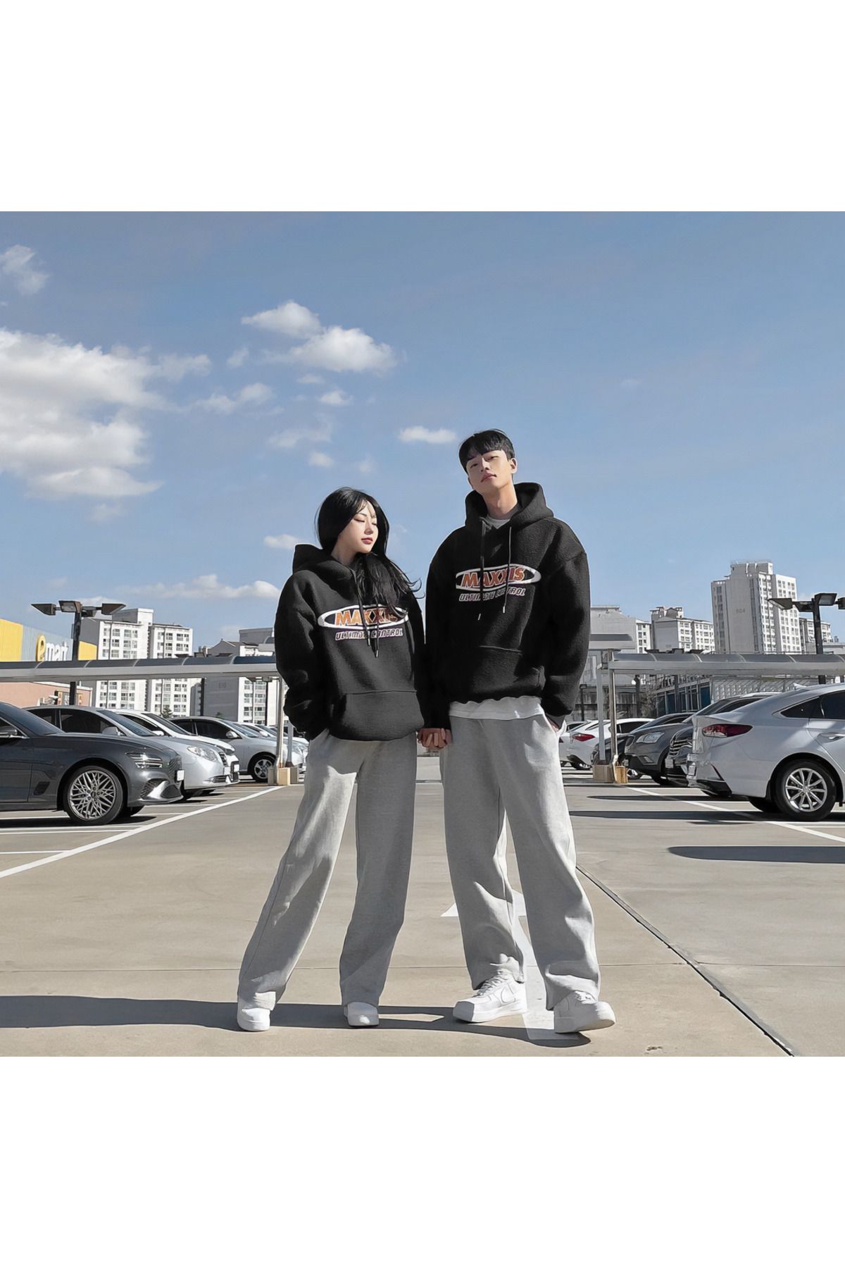 Boi Maxxis Sevgili Çift Kombin - Siyah Baskılı Oversize Kapüşonlu Sweatshirt
