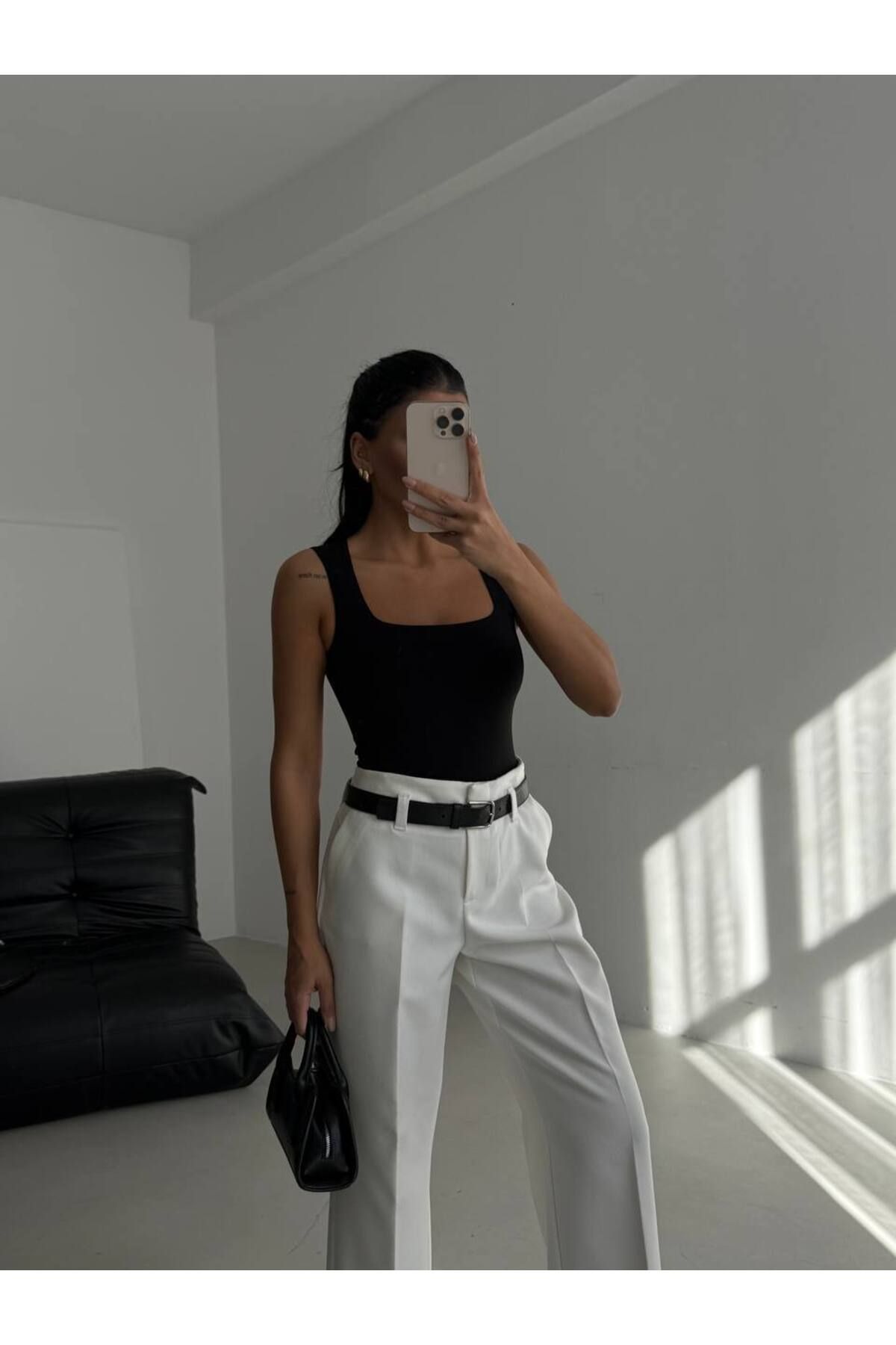 Castivo Fashion Kare Yaka Fit Kesim Dikişsiz Basic Body