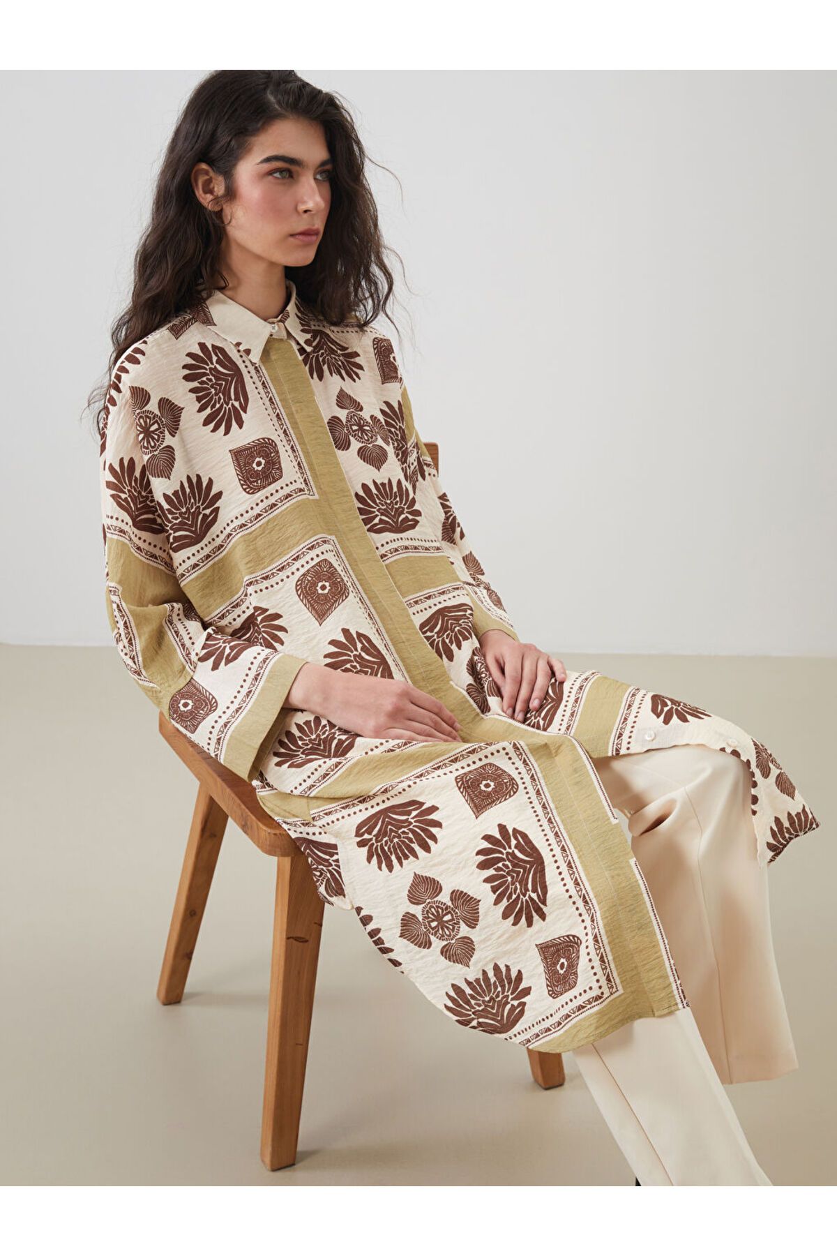 LC Waikiki LCW Modest Yeşil Desenli Oversize Kadın Gömlek Tunik