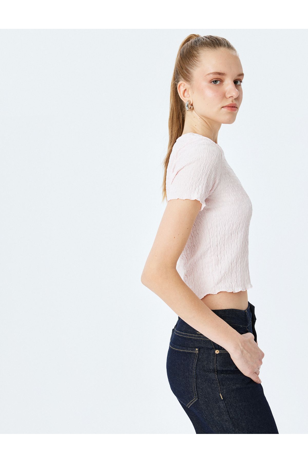 Koton Yeni Sezon Basic Kısa Kollu Bisiklet Yaka Dokulu Crop Tişört Bürümcük