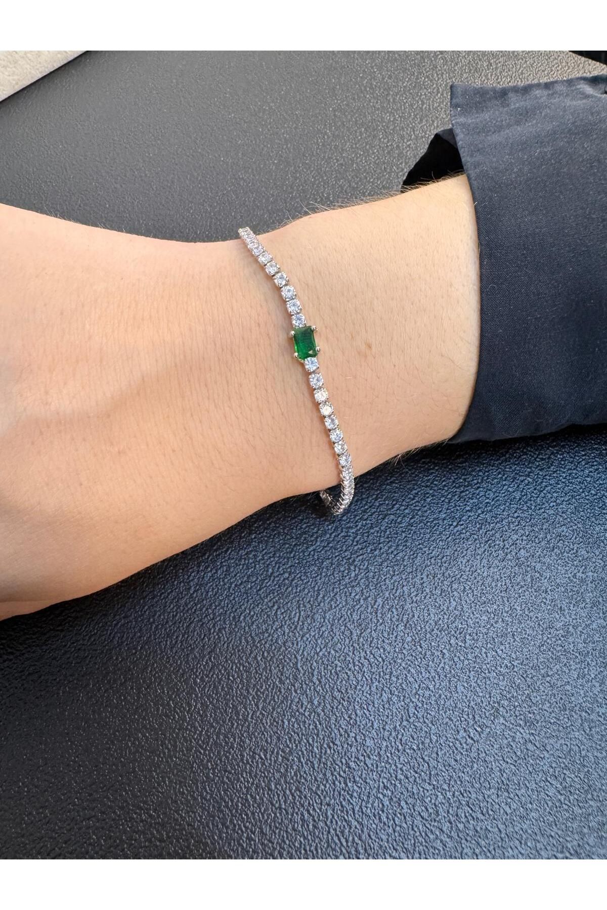 Tue Jewellery Zirkon Taşlı Safir Taş Detaylı Su yolu Bileklik