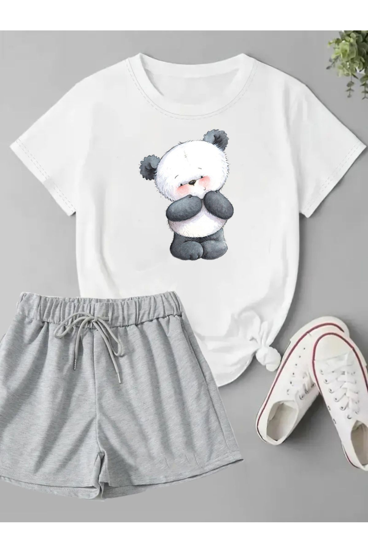 makiteks 2'li Set Düz Renk Kadın Regular Şort ve Tshirt Tişört Listen Panda