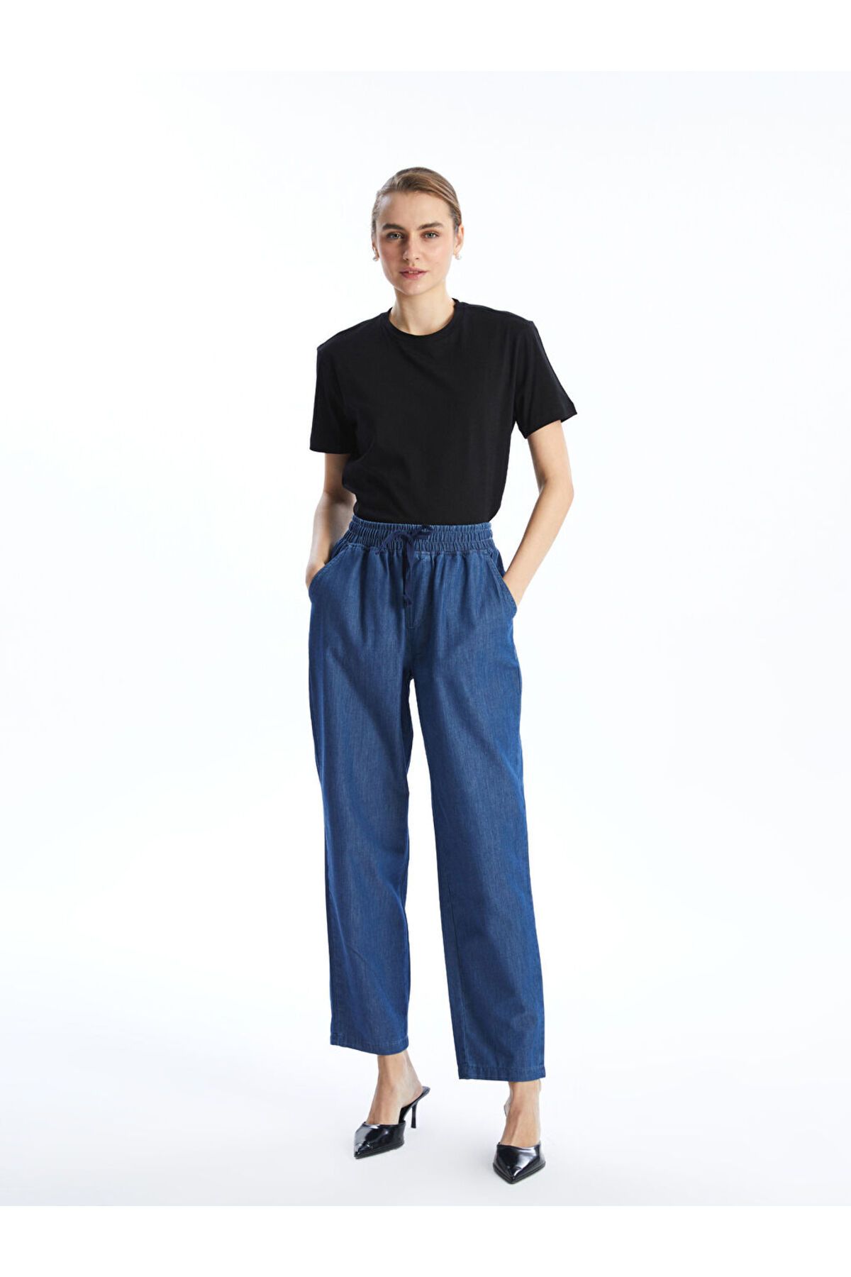 LC Waikiki LCW ECO Indigo Beli Lastikli Carrot Fit Kadın Jean Pantolon S5G393Z8NVY25