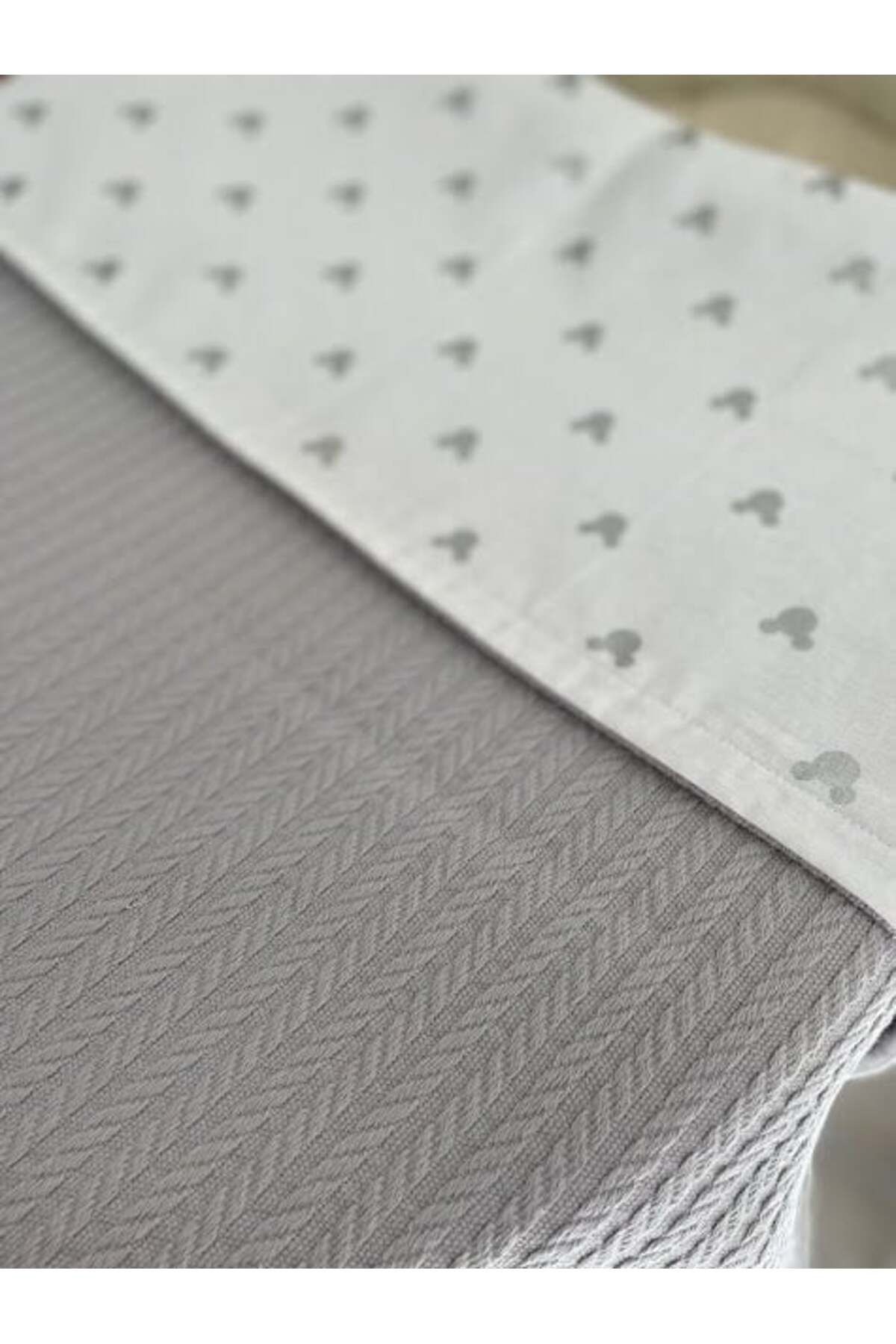 Derin Boutique Shop Gri Örgü Gümüş Mickey Poplin Pike