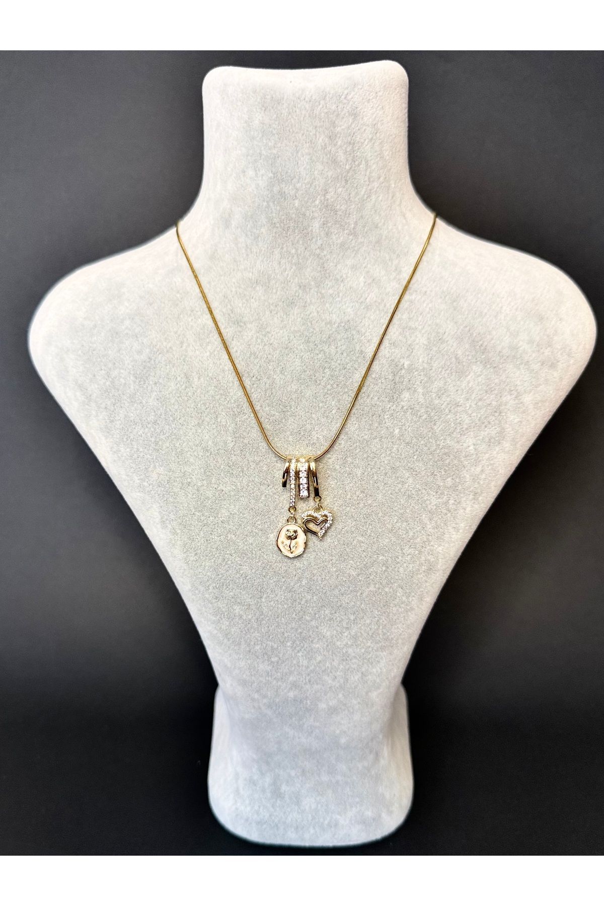 LİORİNAS Gül Charm Zincir Çelik Kolye