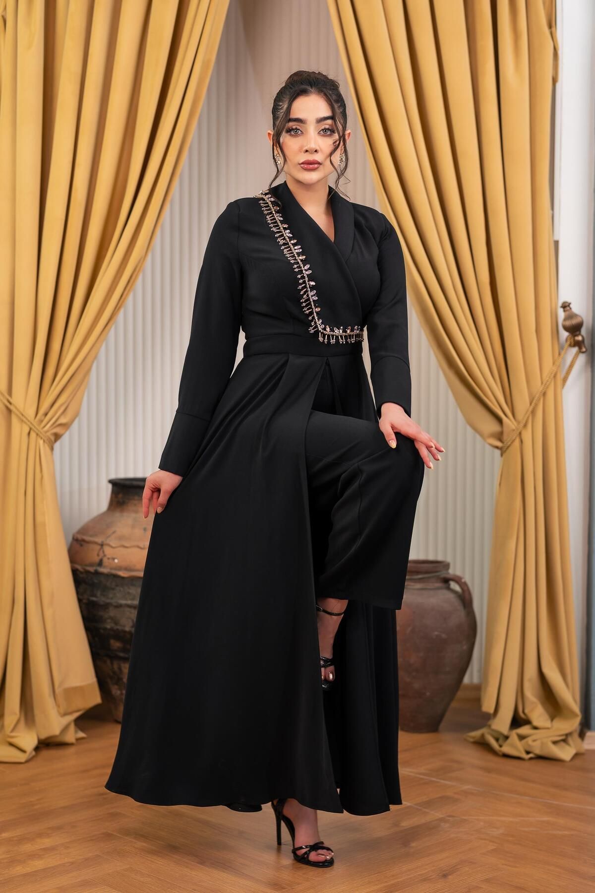 YAFA CLOTHING & ACCESSORIES Yakası El İşlemeli Elbise Pantolon Siyah