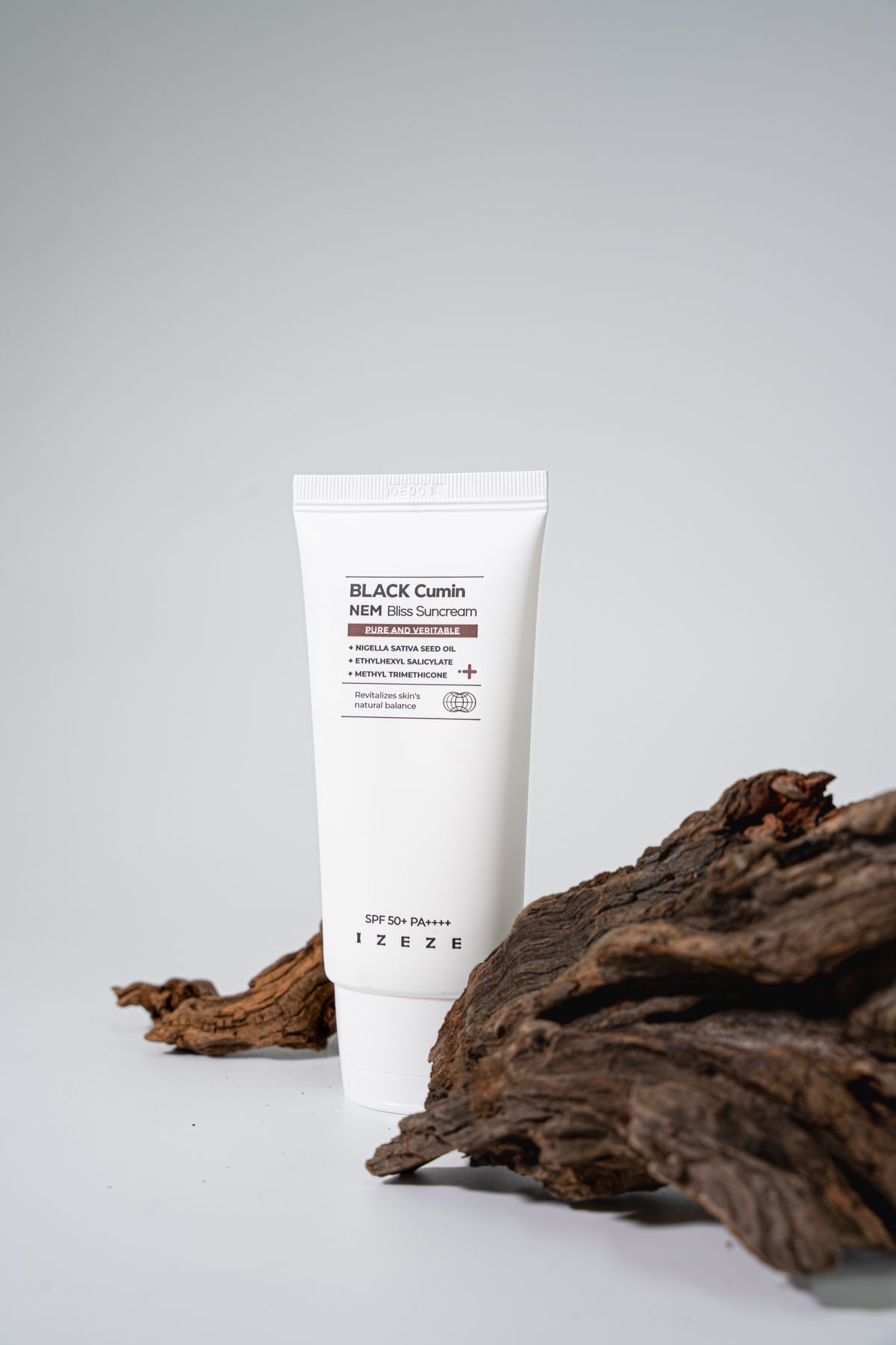 IZEZE Black Cumin NEM Bliss Güneş Kremi, 50ml | SPF50+ PA++++ Nemlendirici, Yatıştırıcı UV Koruyucu
