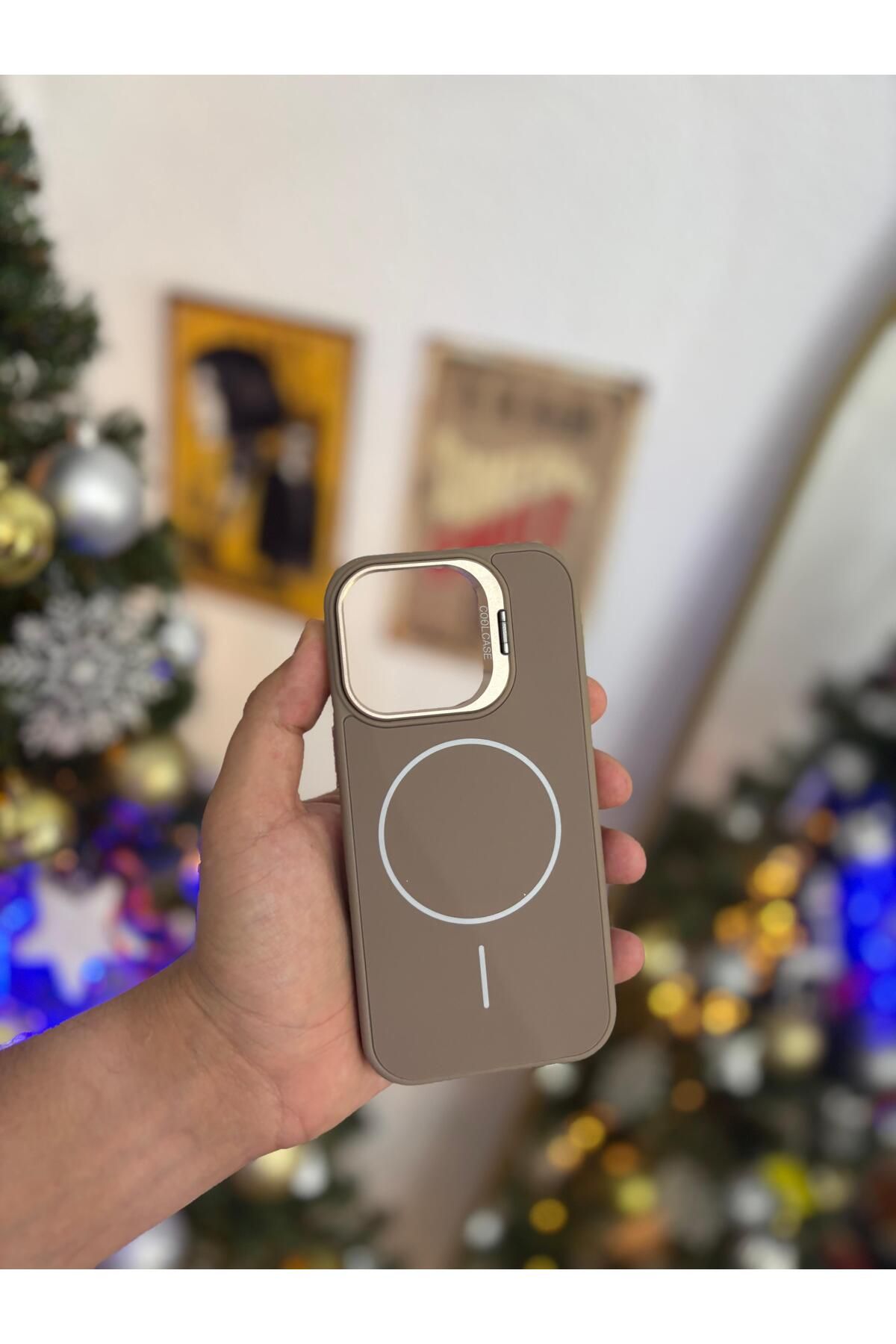 Kilif365 iPhone 14 Pro Max MagSafe Uyumlu Kamera Tripodlu Telefon Kılıfı