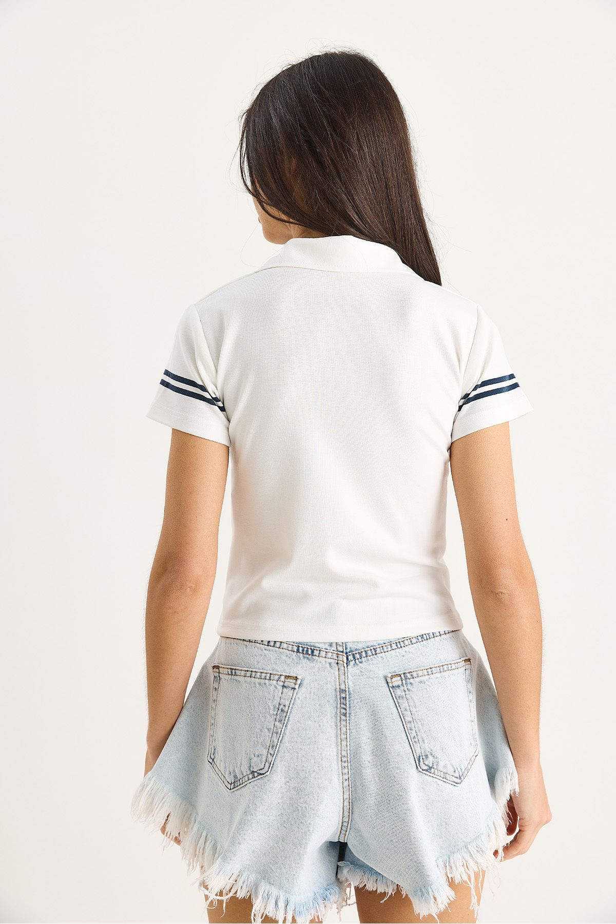 Bianco Lucci-Tricou crop cu mânecă scurtă imprimat cu guler polo pentru femei 4004 60283401 6