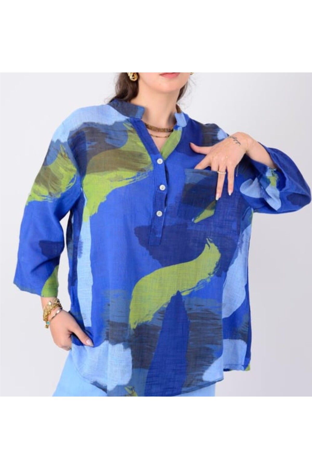 Butik Şans Patcwork Desenli Cep Detaylı İtalyan Gömlek Bluz