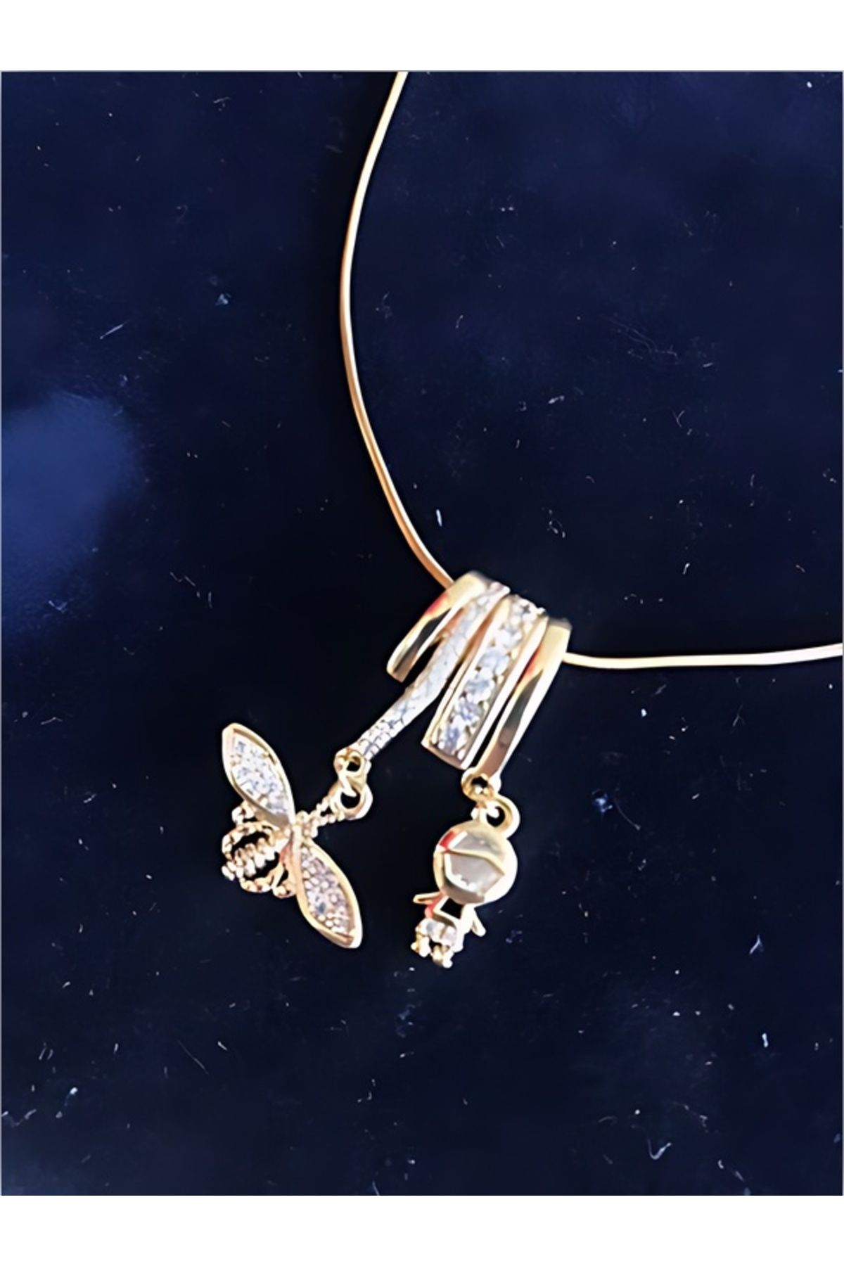 stainless steell Çelik Gold Renk Sallantı Zirkon Taşlı Arı İnsan Figür Kolye