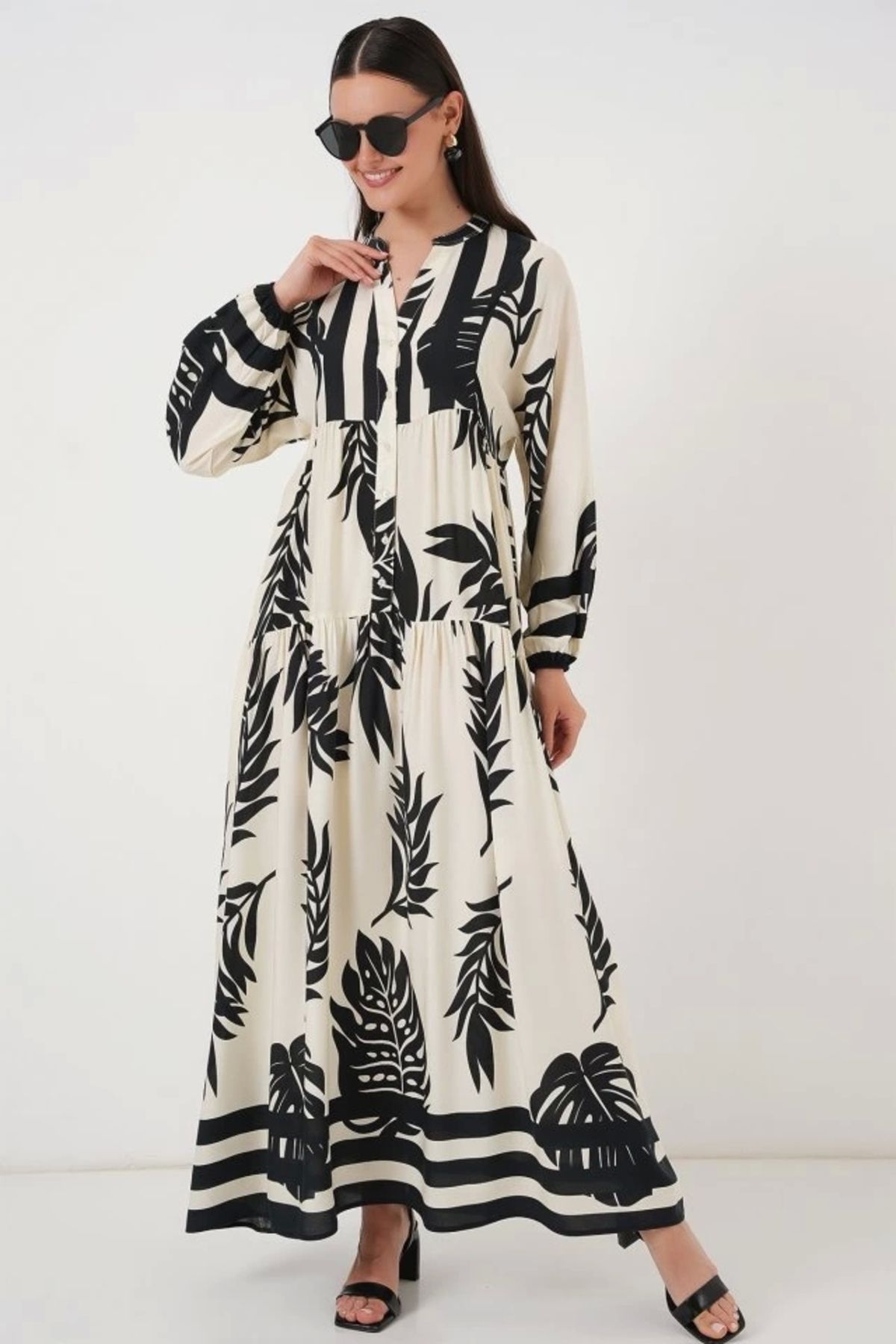 Butik 2423 Otantik Desenli Tesettür Elbise - A.Beyaz