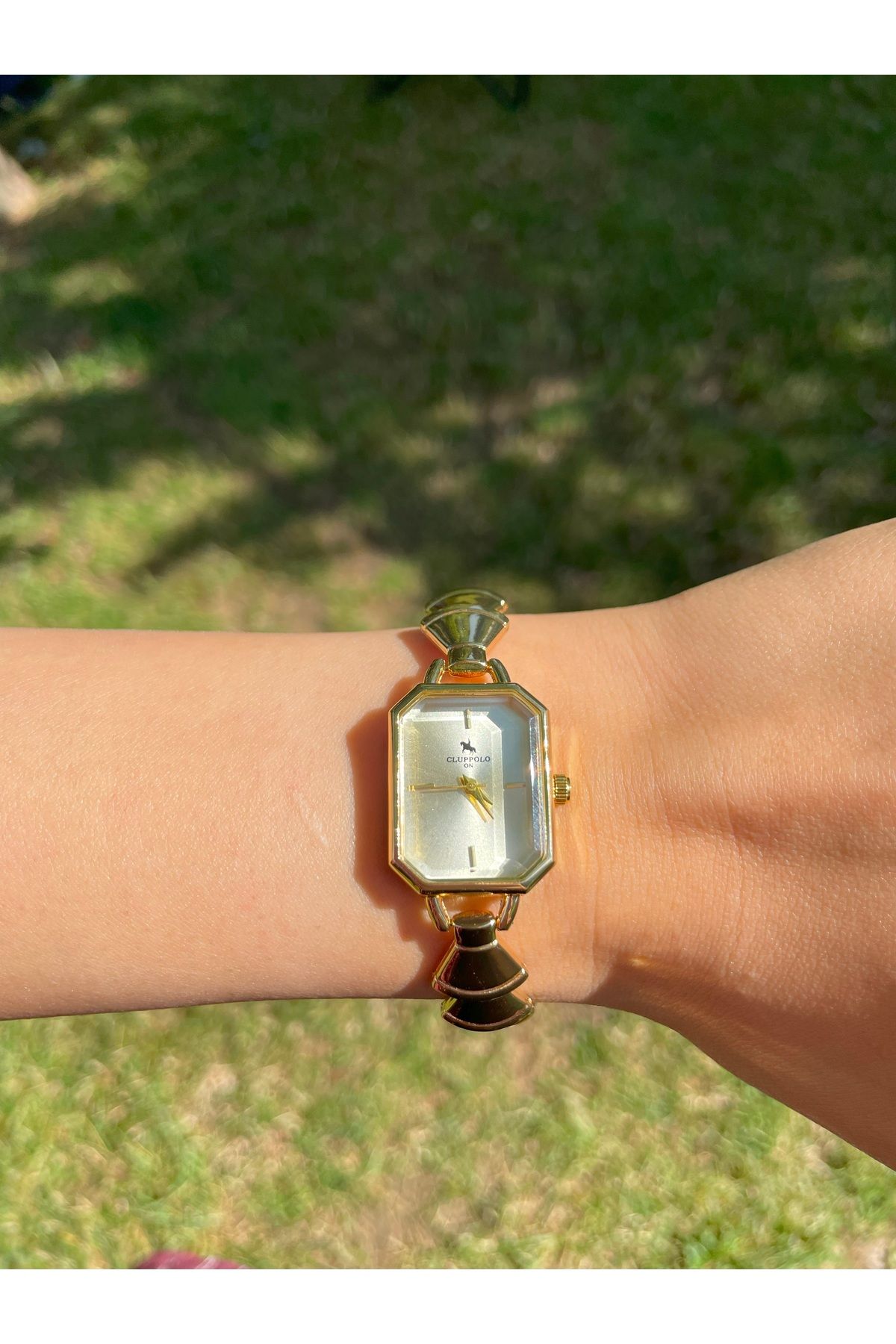 Ela accessories GOLD SEKİZGEN EKRAN ÜÇGEN KORDONLU ÇELİK KADIN SAATİ