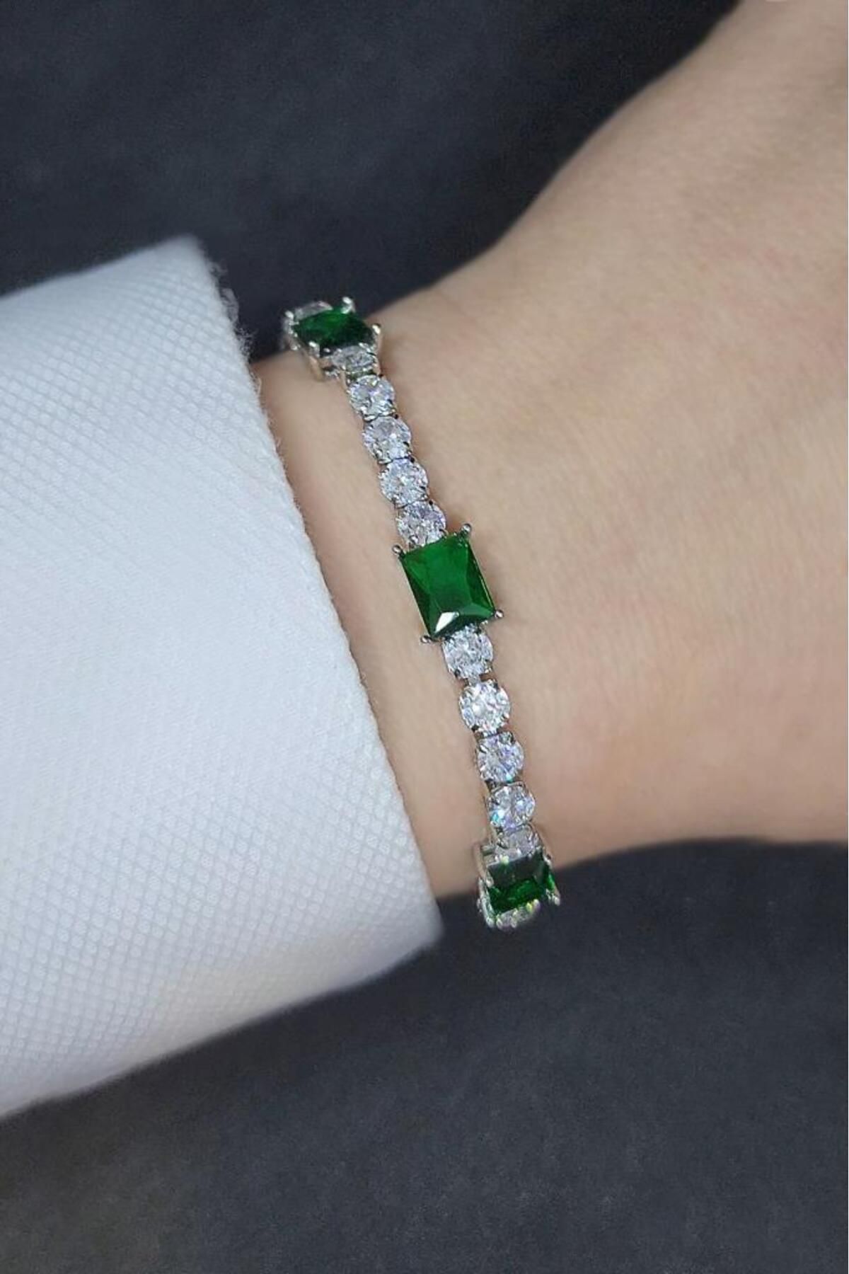 trendy time t & t Zirkon ve Zümrüt Yeşili Taşlı Su Yolu Kadın Bileklik