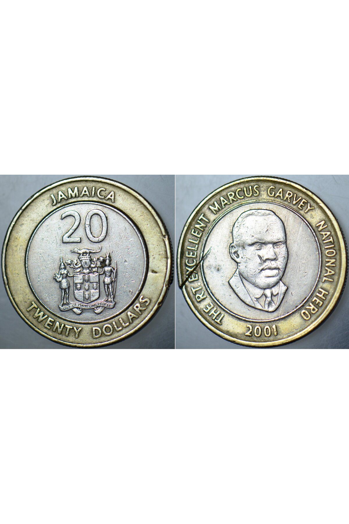 Banknoting JAMAİKA 20 DOLAR 2001 BİMETAL. KENARDA KESME İZİ VAR.