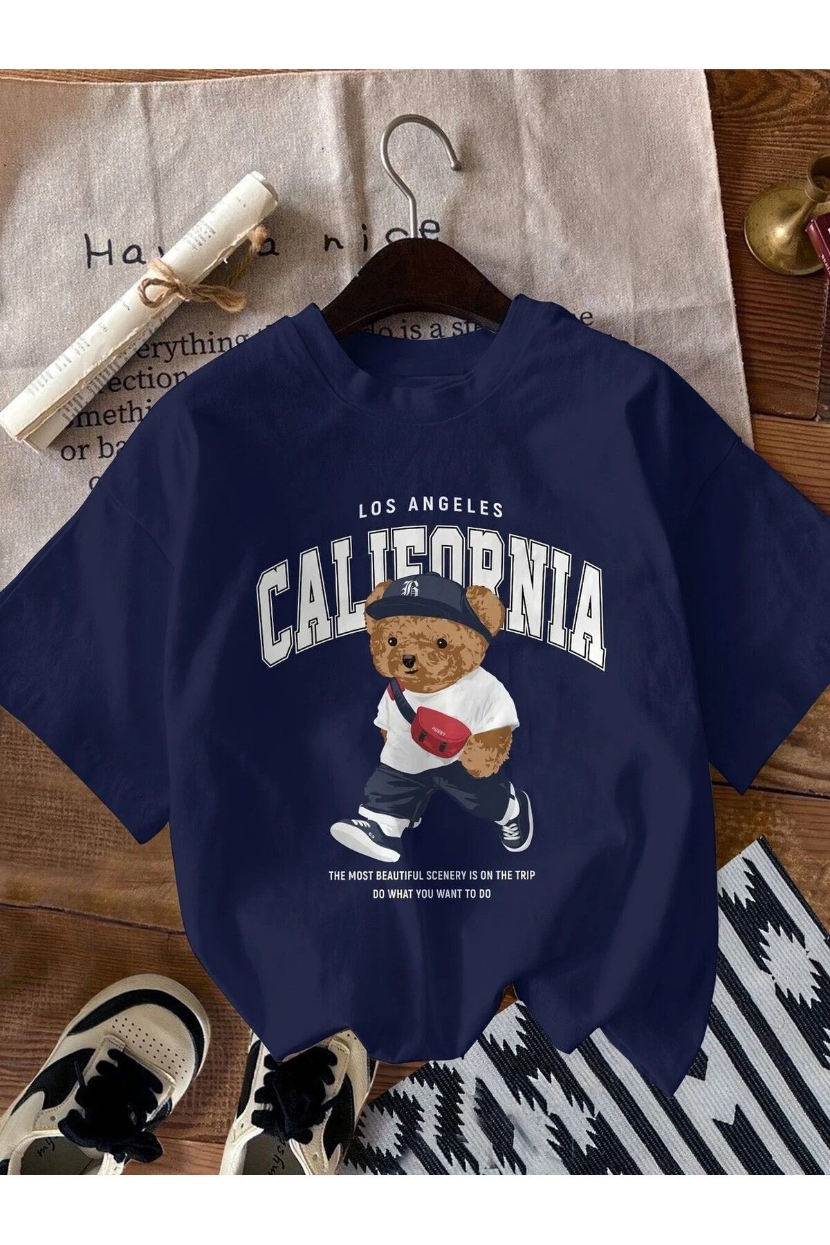 LEIVOR California Ayıcık Baskılı Kadın Lacivert T-shirt
