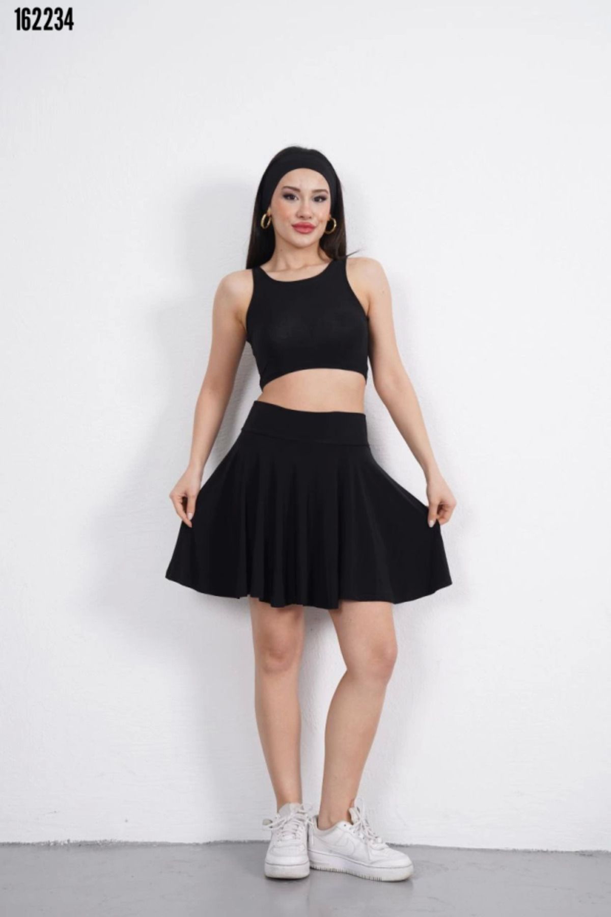 BZ Boutique Bisiklet Yaka Crop Şortlu Etek Sandy İkili Takım 162234