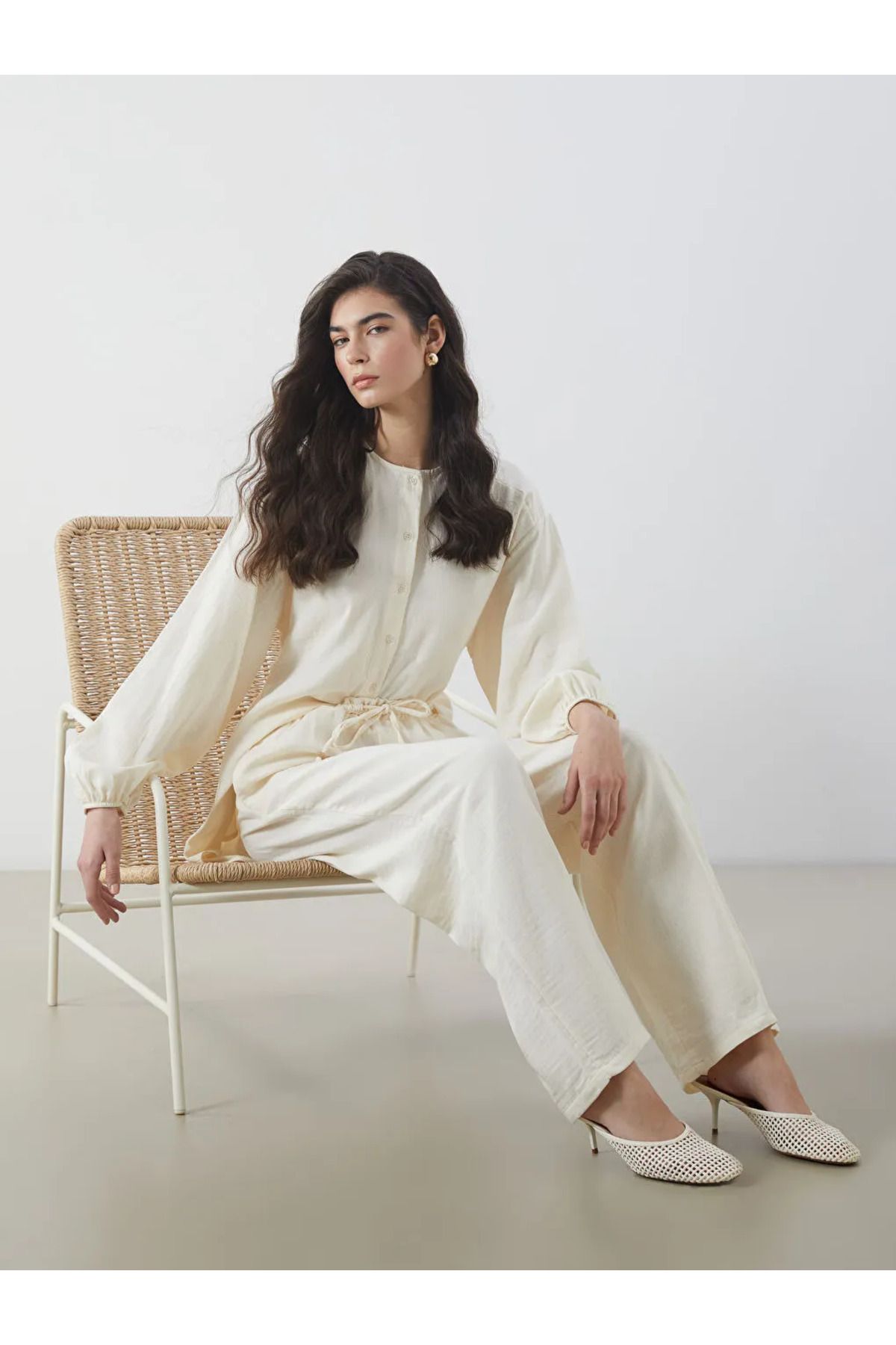 LC Waikiki LCW Modest Ekru Beli Lastikli Geniş Paça Müslin Kadın Pantolon
