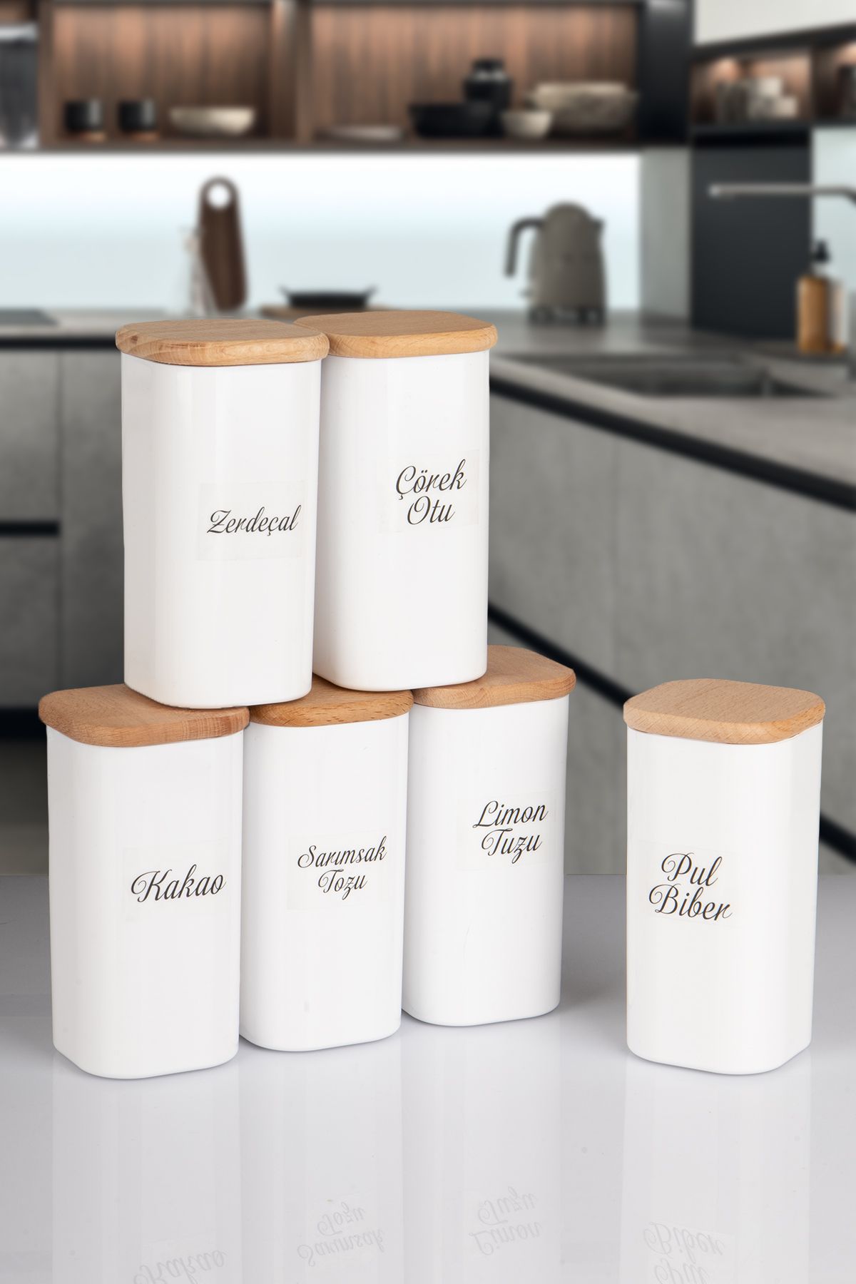 naturelove 6'Lı Doğal Ahşap Vakumlu Kapaklı Porselen Görünümlü Akrilik Baharatlık 300ML Etiketli