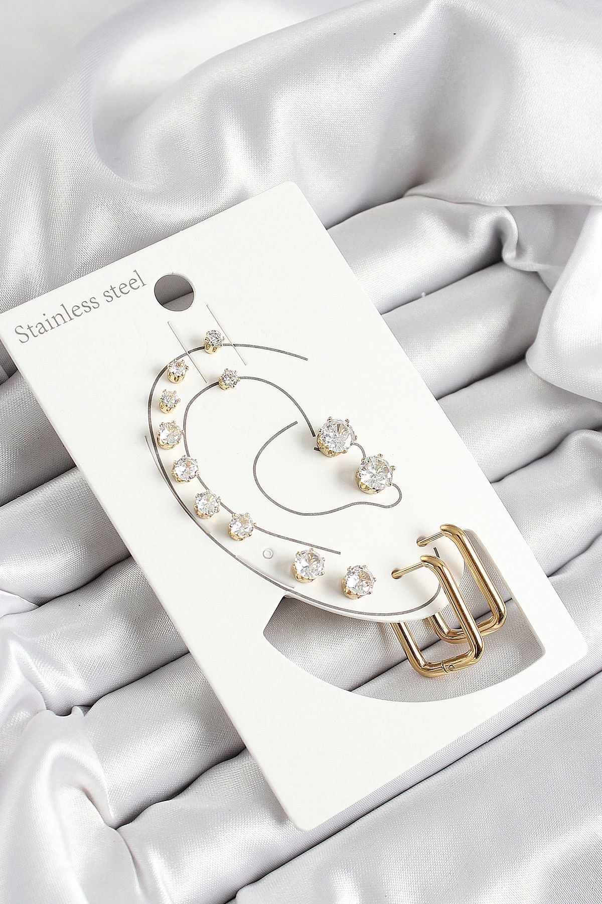 Clariss 316L Çelik Dikdörtgen Figürlü Ve Zirkon Taşlı Gold Renk 7'li Çift Kadın Küpe Set
