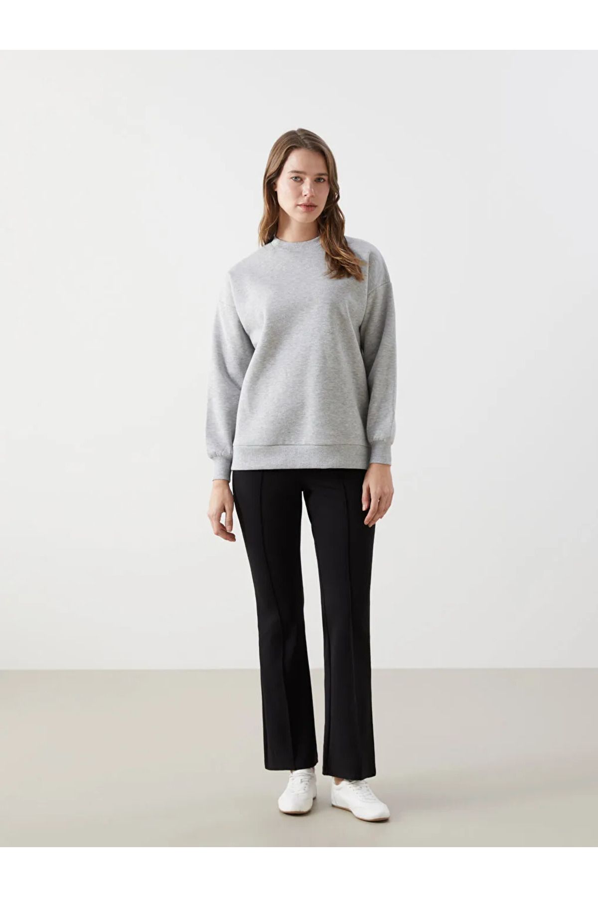 LC Waikiki LCW Modest Siyah Dar Fit Geniş Paça Kadın Pantolon