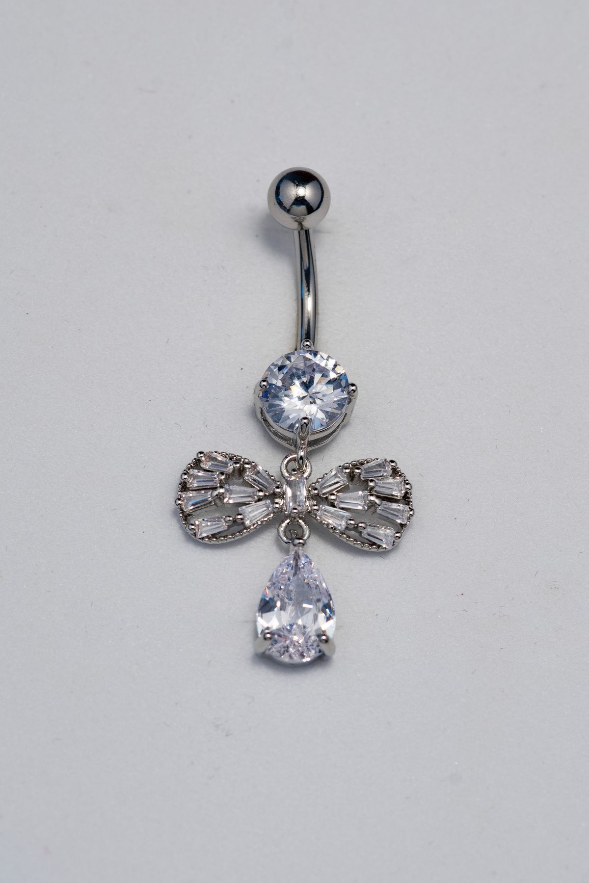 Piercing by Sever FİYONK SALLANTILI CERRAHİ ÇELİK GÖBEK BELLY PIERCING… GÜMÜŞ/SILVER RENKLİ ve ŞEFFAF TAŞLI.