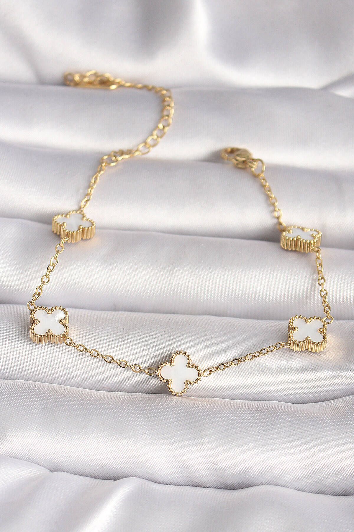 Avantaj Kapıda ® 316L Çelik Gold Renk Baby Boy Yonca Model Kadın Bileklik