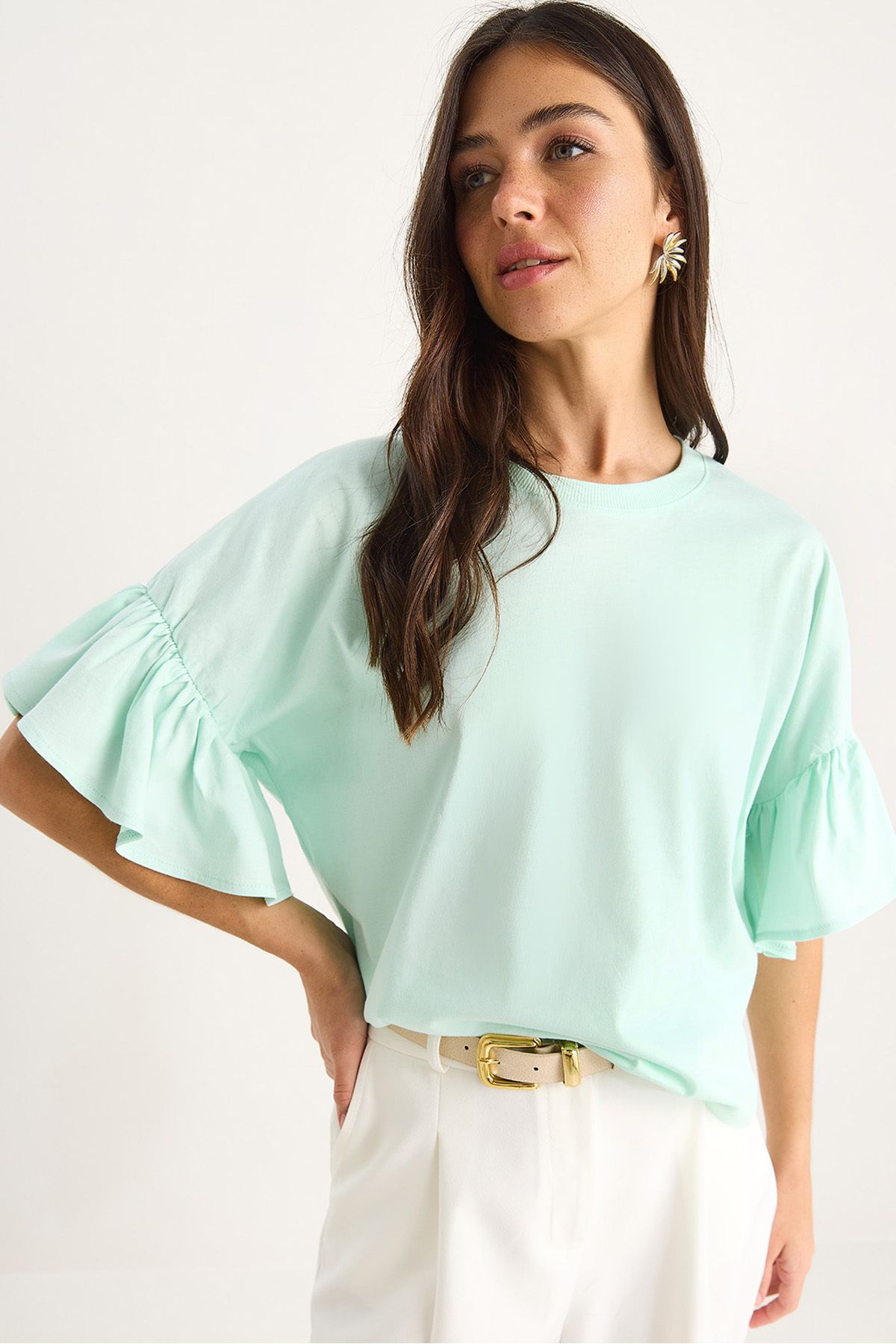 Bianco Lucci Kadın Kolları Fırfırlı Bisiklet Yaka Pamuklu T-Shirt 60602074