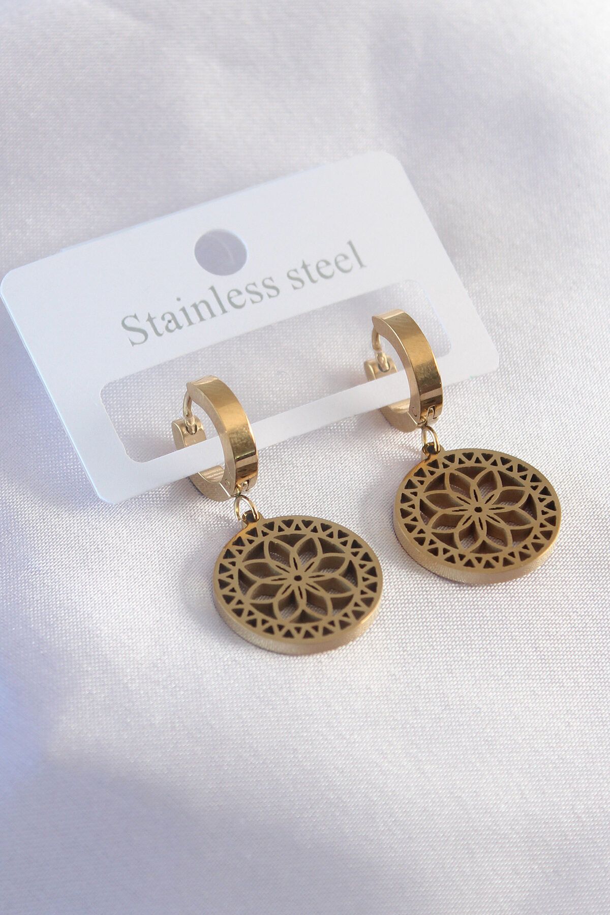 Avantaj Kapıda ® 316L Çelik Gold Renk Lotus Kadın Küpe