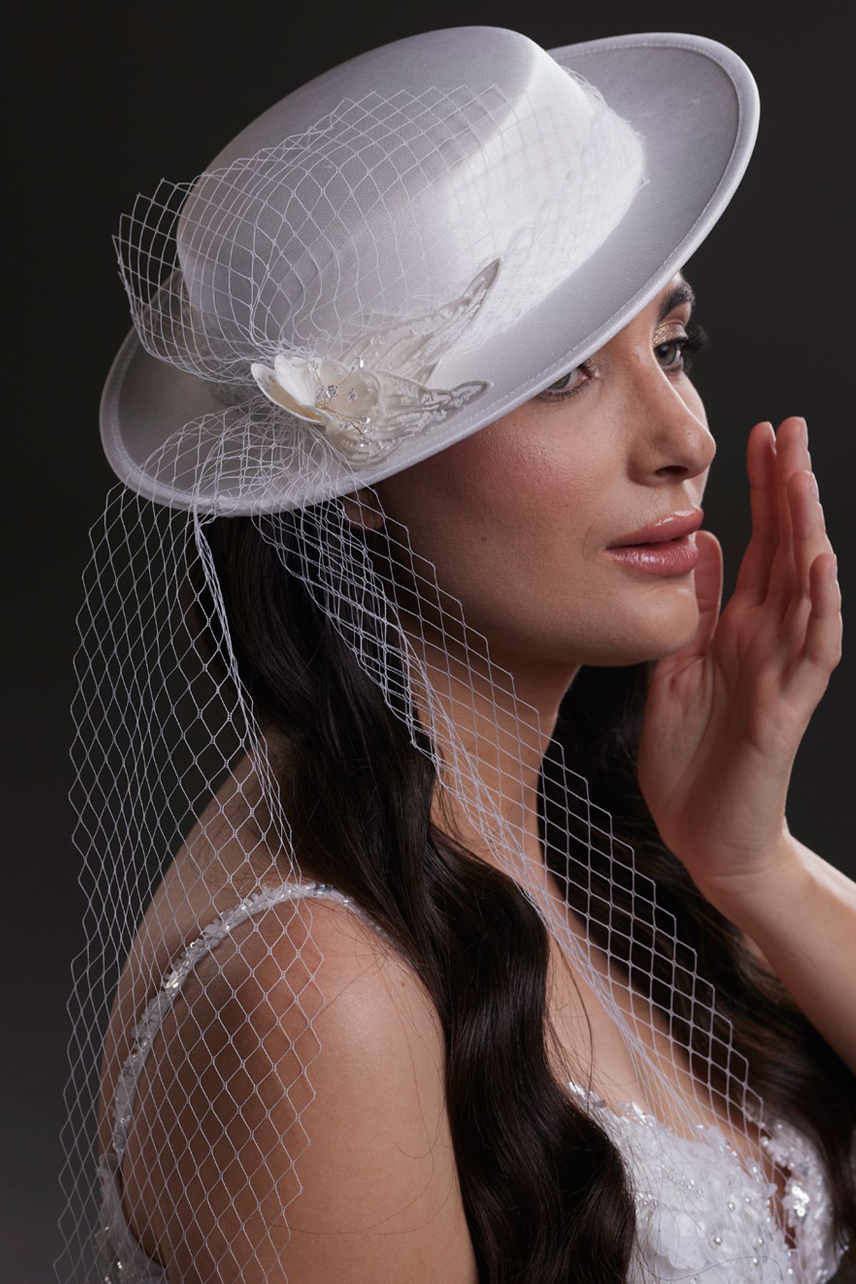 Limelia Kafes Tüllü Vintage Esintili Beyaz Fascinator