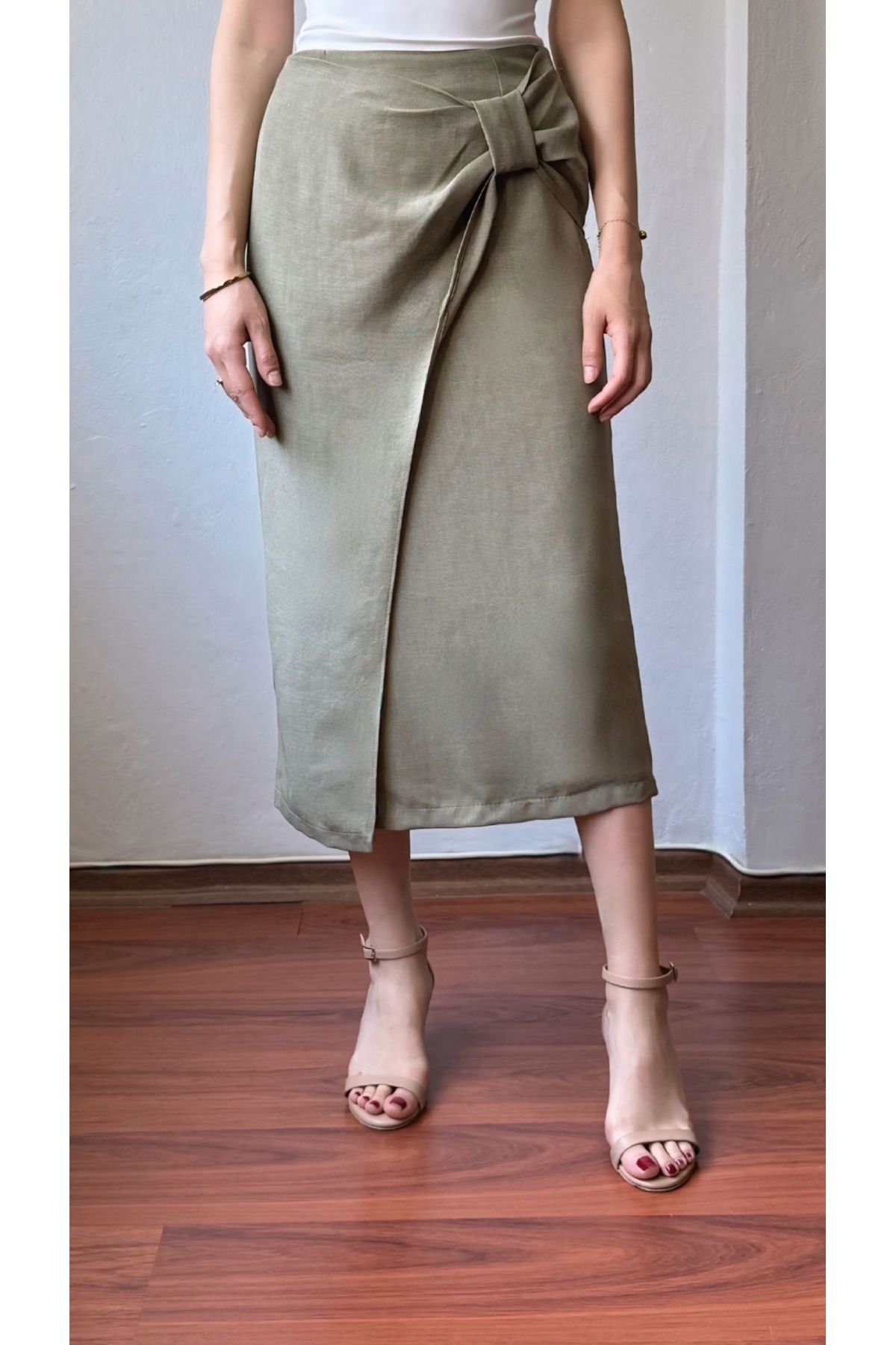 Butik Kadın Yazlık Keten Etek – Kurdele Detaylı Gizli Yırtmaçlı