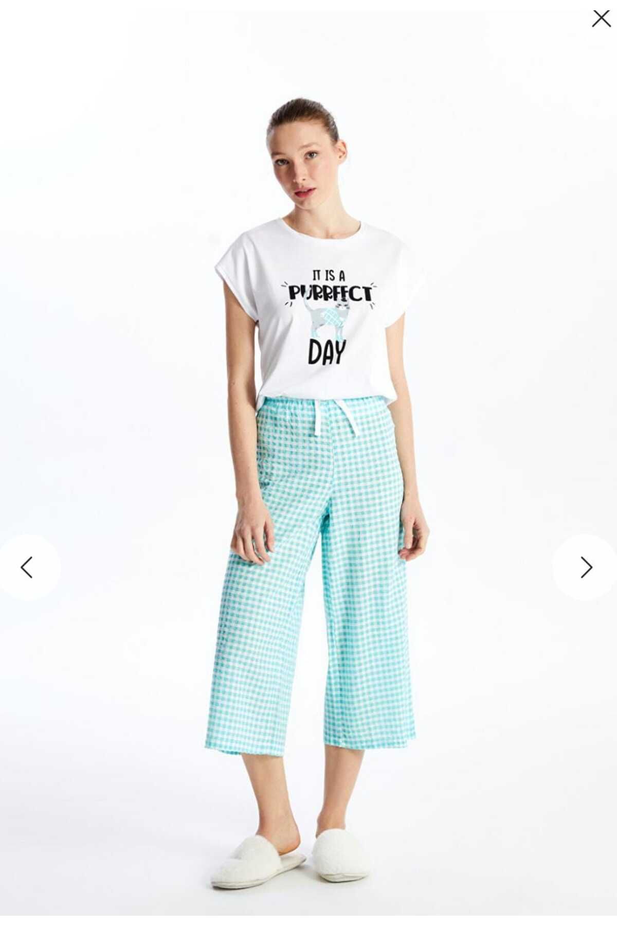 LC Waikiki LCW DREAM Turkuaz Bisiklet Yaka Baskılı Kısa Kollu Kadın Kaprili Pijama Takımı