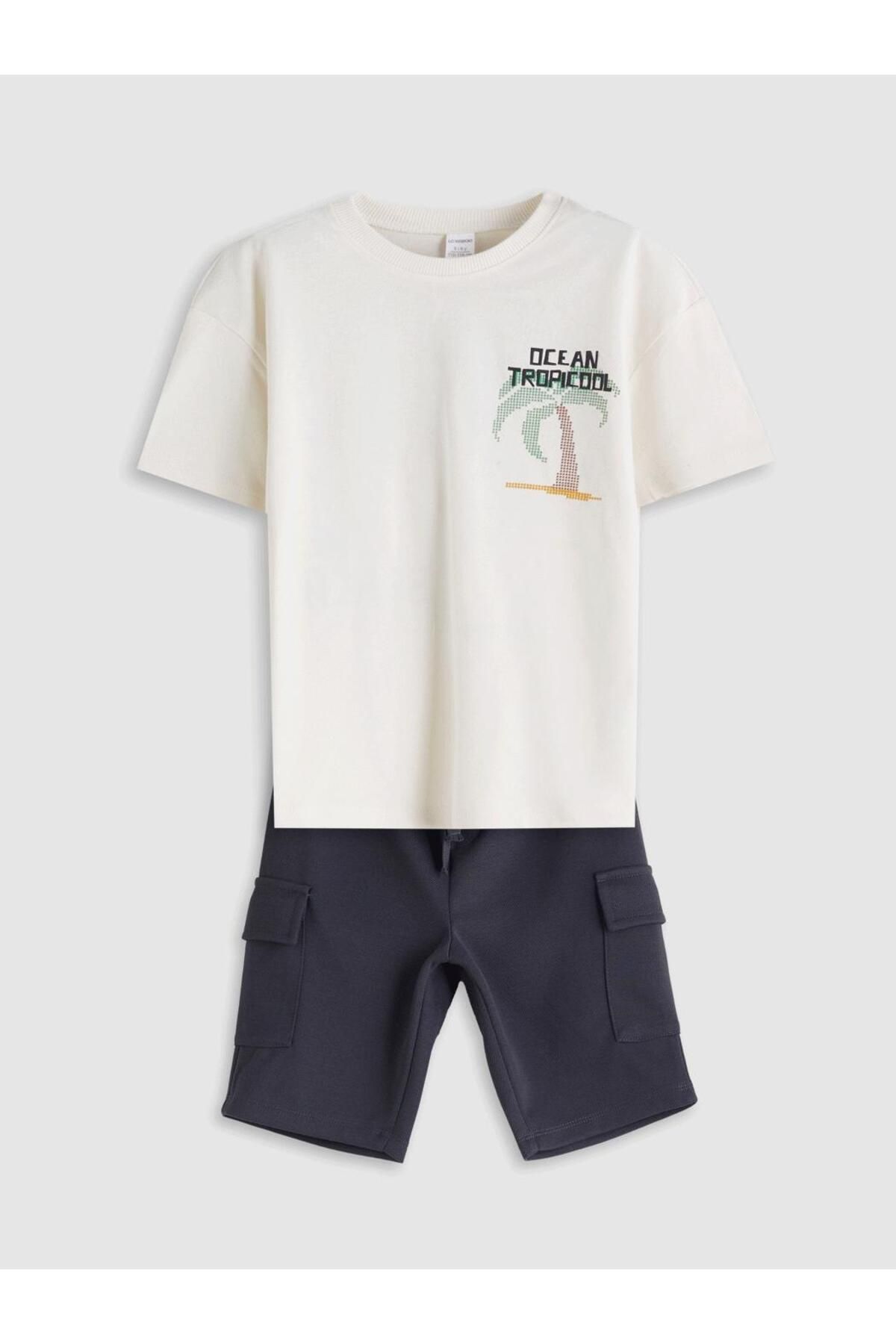 LC Waikiki LCW Kids Baskılı Erkek Çocuk Tişört ve Cepli Şort 2'li