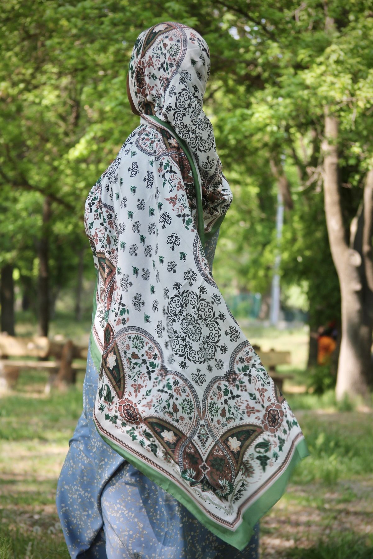 SARA SCARFS LALEZAR DESEN PAMUK ŞAL