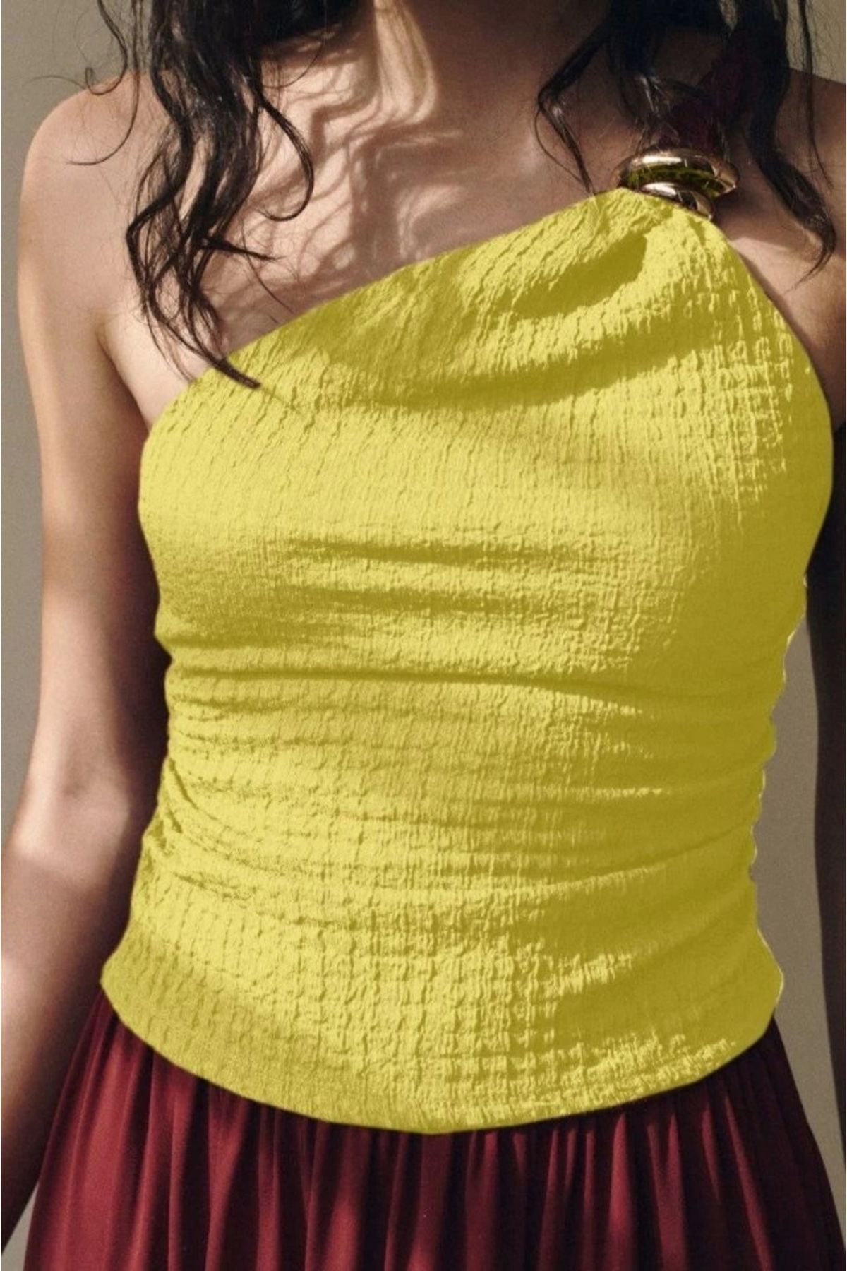 Butik AKSESUARLI BLUZ