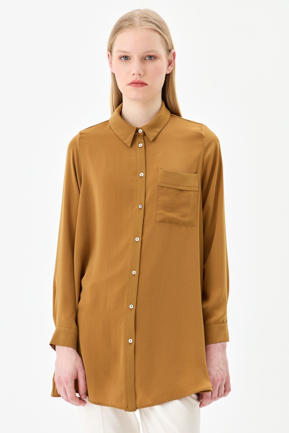 Nihan Açılımlı Rahat Tunik Camel