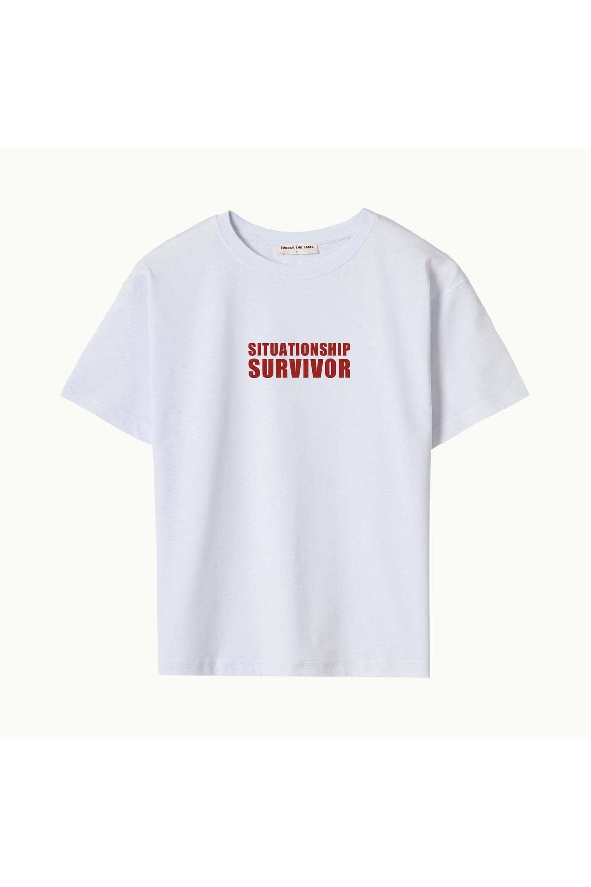 SUNDAY THE LABEL SITUATIONSHIP SURVIVOR - OVERSIZE TSHIRT