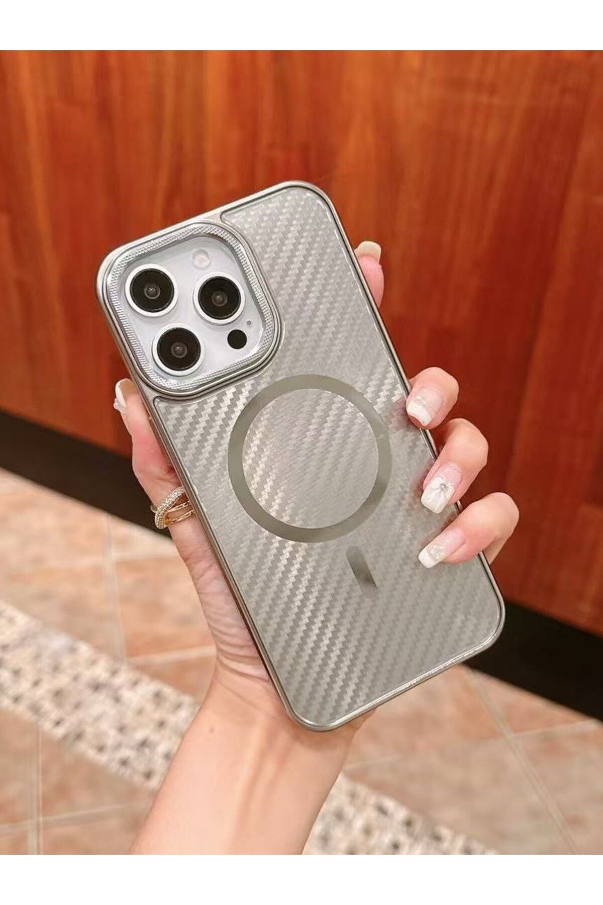 Paladyum Case iPhone 16 Pro Max Uyumlu Titanyum Çöl Karbon Fiber MagSafe Özellikli Kılıf