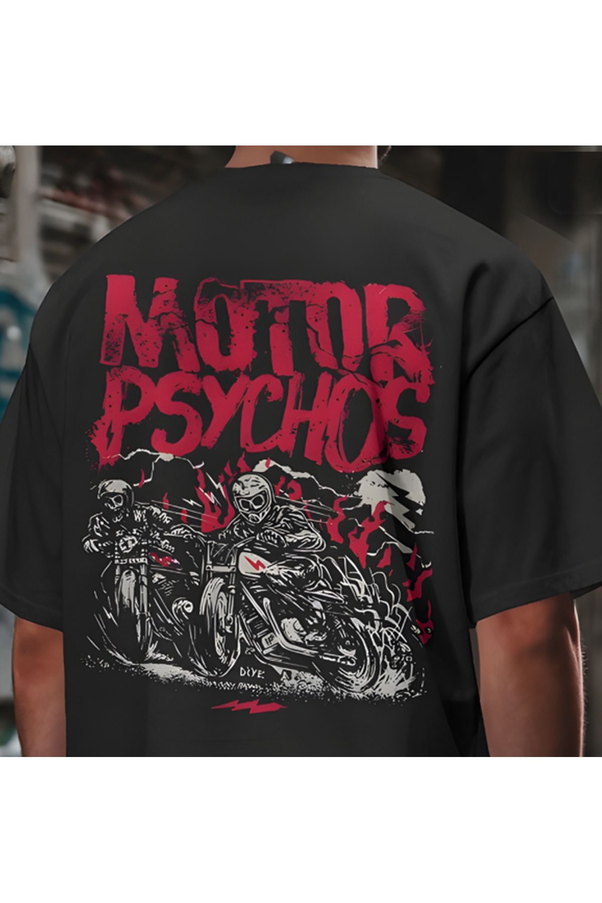 Lemur'ful Motor Psychos Outfit Baskılı Oversize Siyah Tişört
