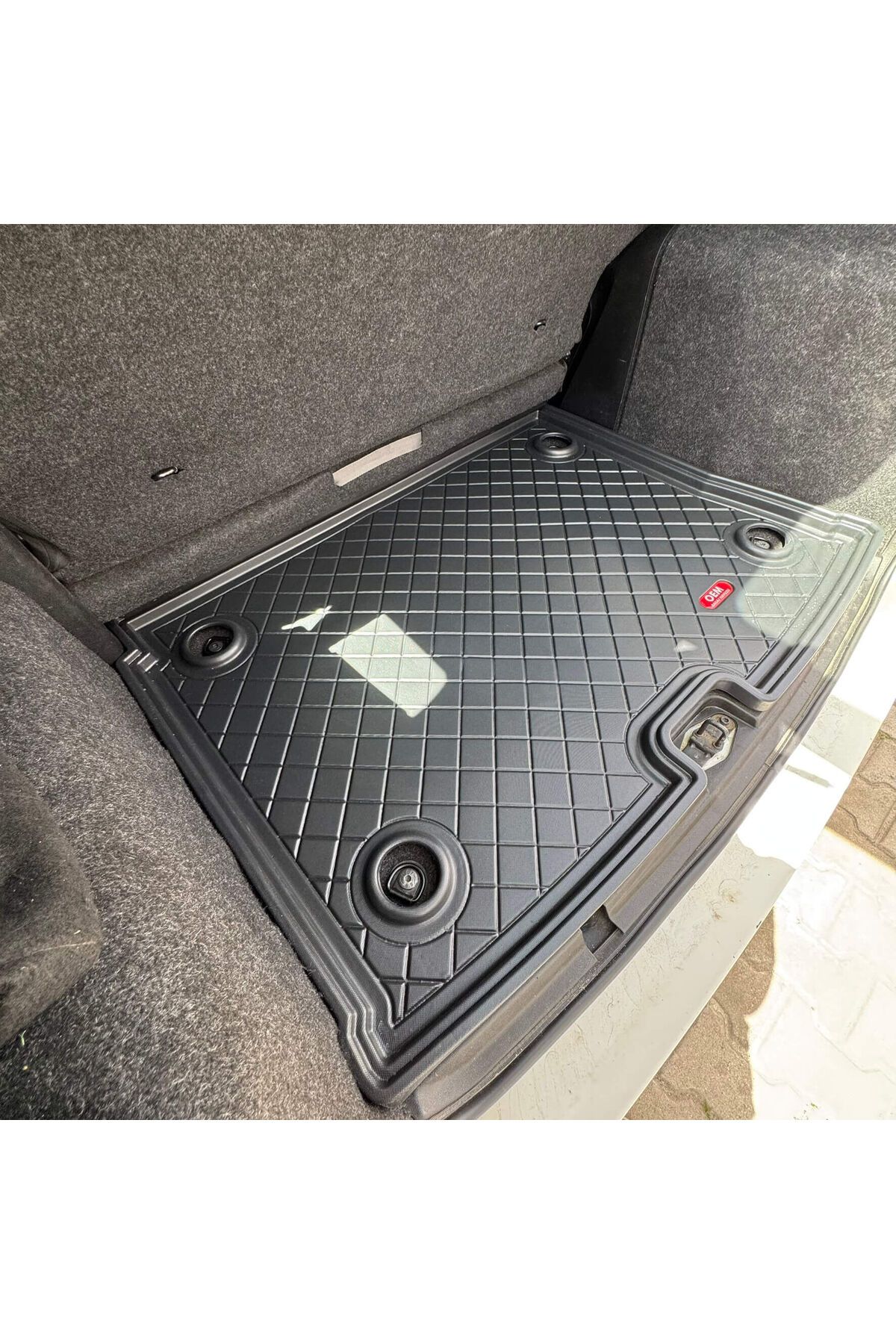 OEM Fiat Fiorino 2020 Sonrası Bagaj Havuzu Halı Zeminli