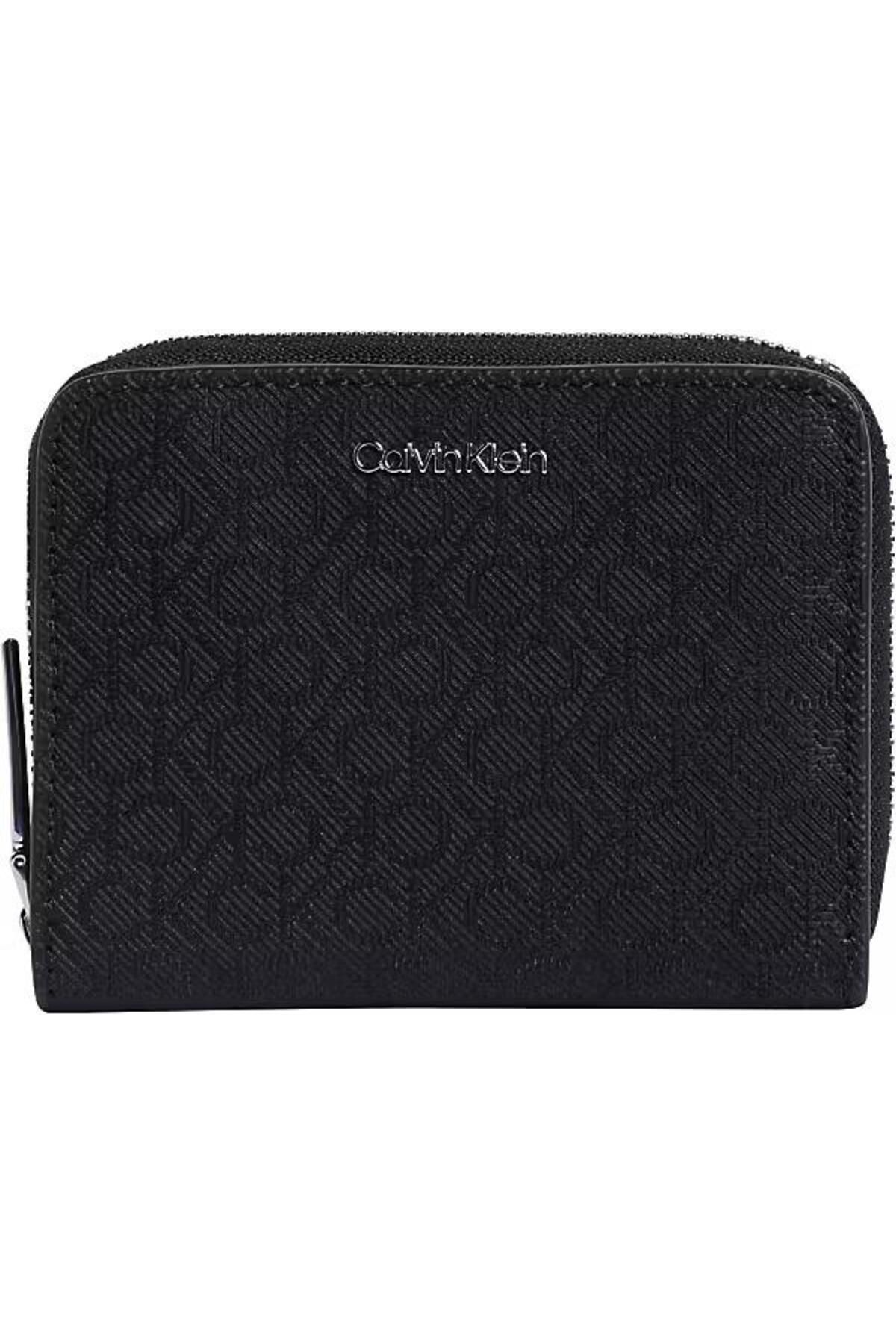 Calvin Klein CK MUST AOP MD ZIP AROUND W FLAP SİYAH-OS