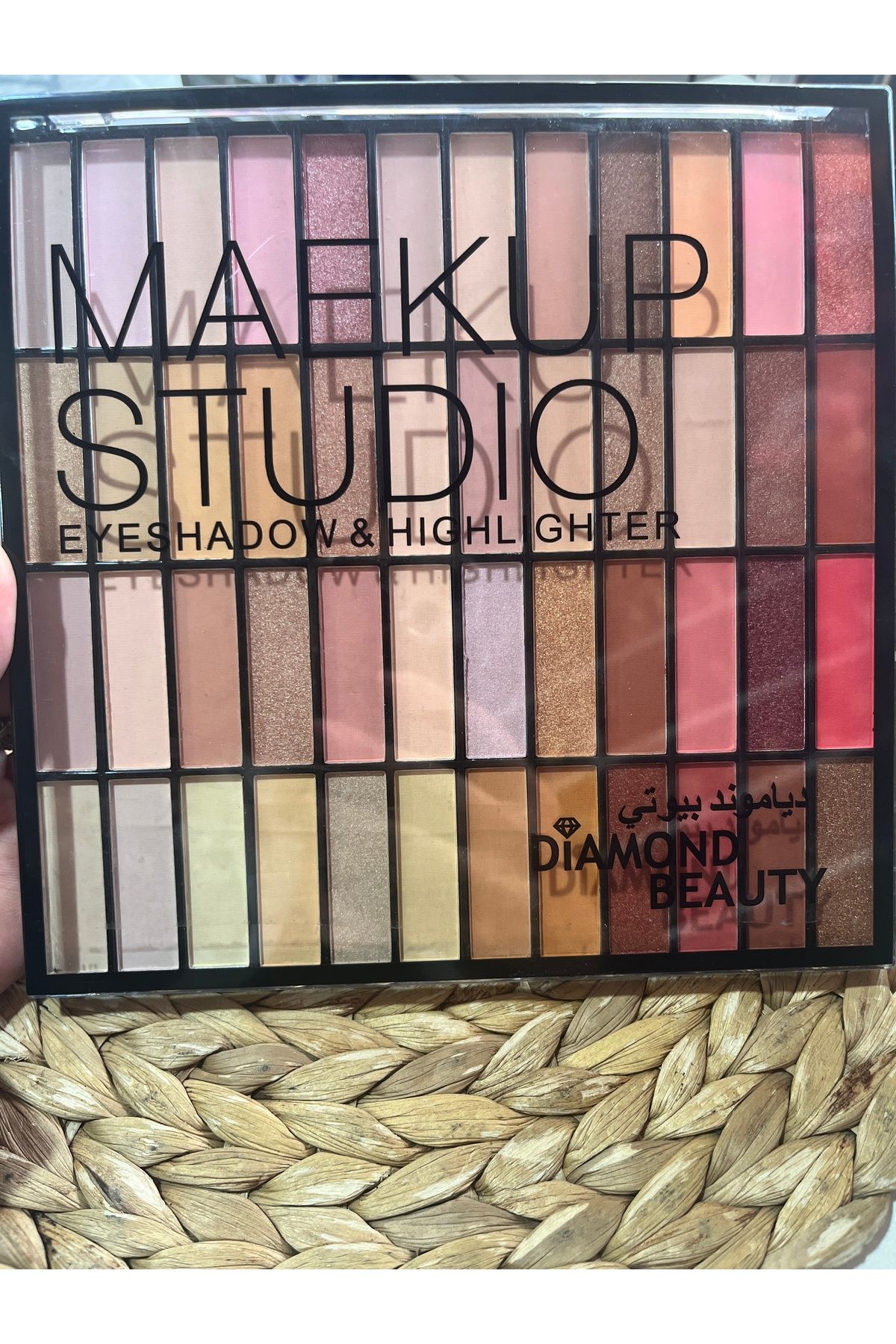 Madam accesorize Makeup Studıo 48li Far Ve Hıghlıghter Set